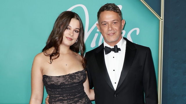 Alejandro Sanz con su hija Manuela Sánchez en la gala Latin Recording Academy's Person Of The Year en el Miami Beach Convention Center de Miami Beach, Florida, el 13 de noviembre de 2024