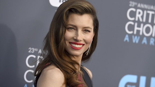 jessica_biel_t