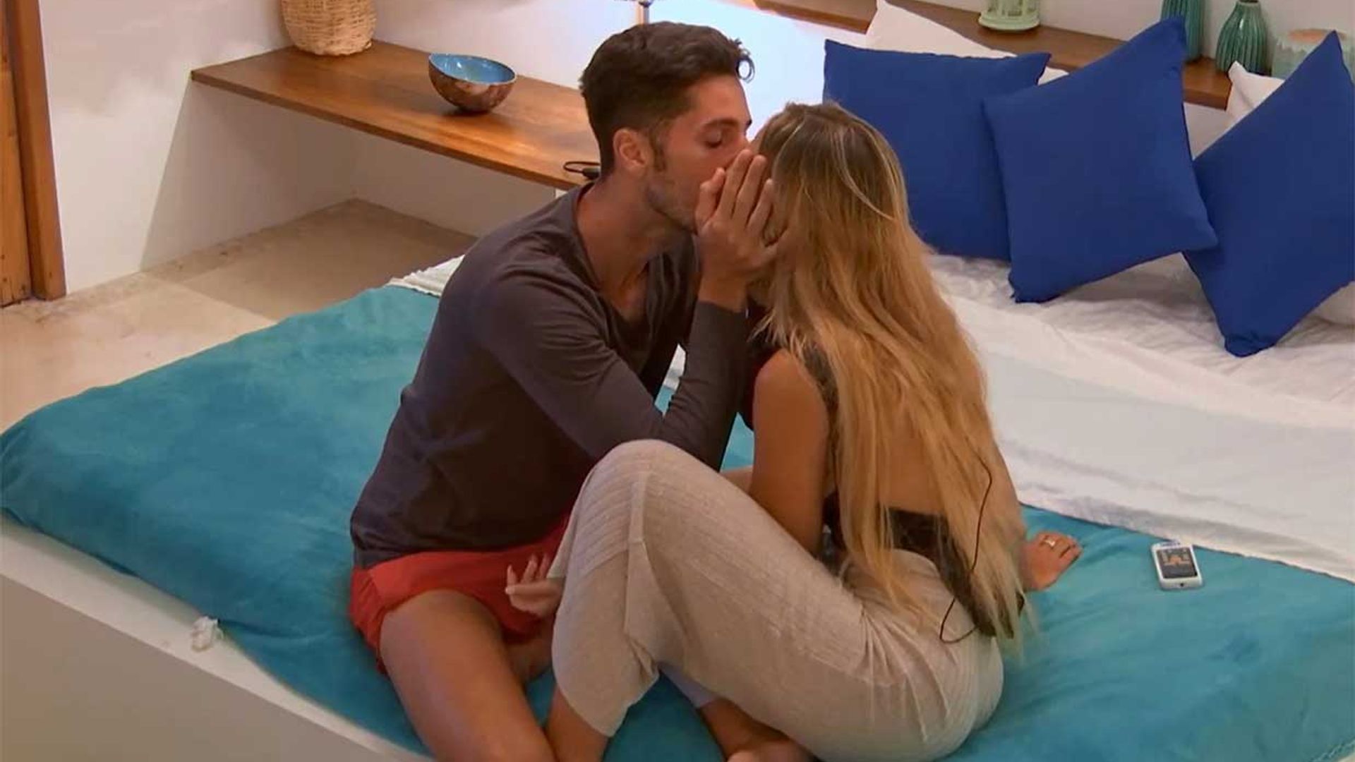 'La isla de las tentaciones': Lester besa a Patricia mientras Marta va más allá con Dani