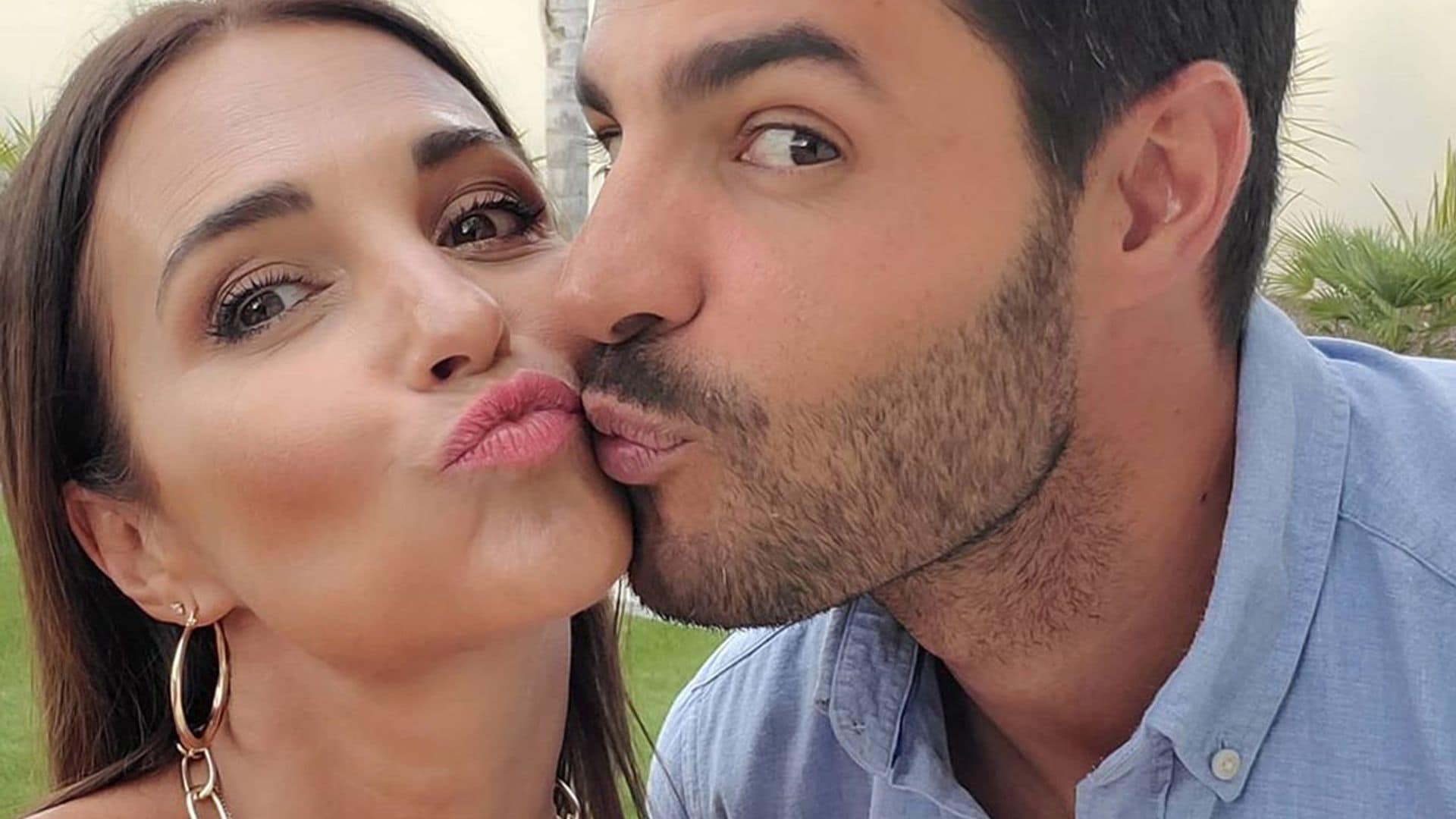 Paula Echevarría y Miguel Torres brindan 'por todo lo bueno que está por venir'