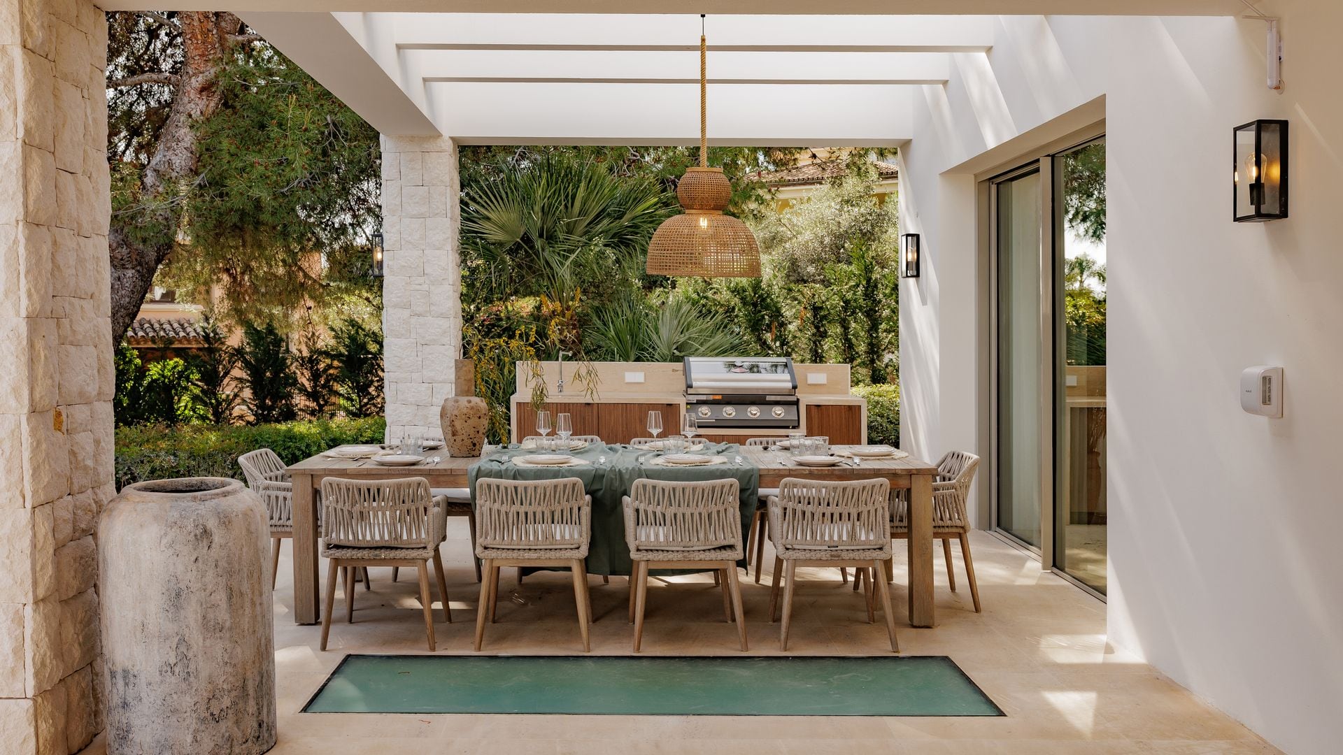 Comedor de verano: ideas prácticas y con mucho encanto para disfrutar al aire libre