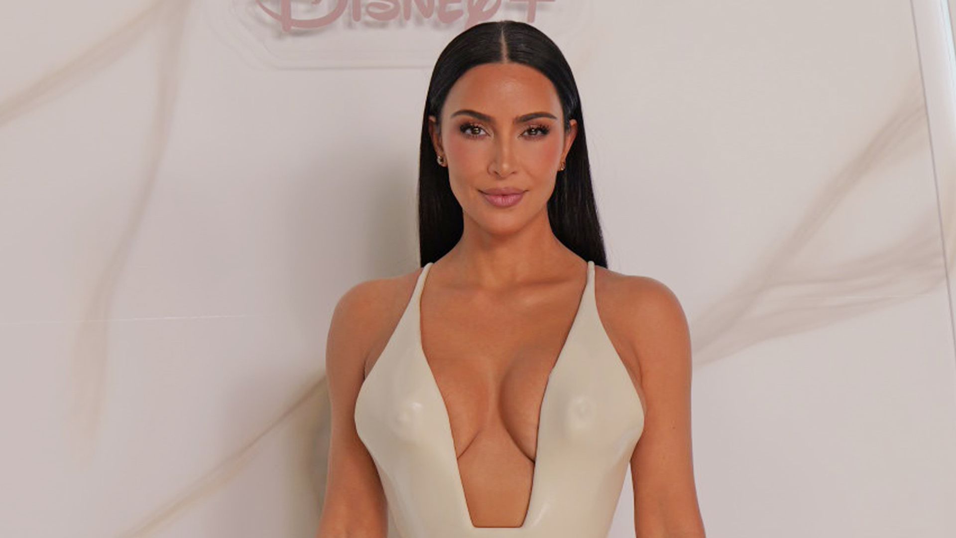 Kim Kardashian habló sobre los sacrificios para triunfar y su relación con Eva Longoria