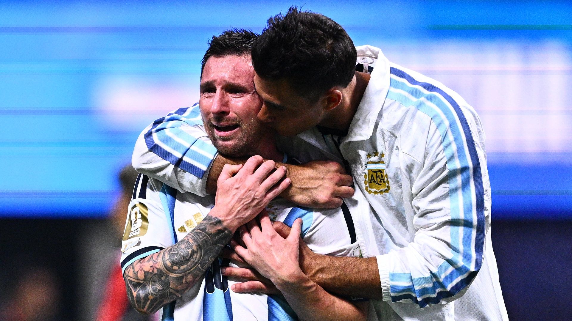Messi llorando tras la remontada faraónica de Argentina emociona al mundo y el mensaje de David Beckham lo dice todo