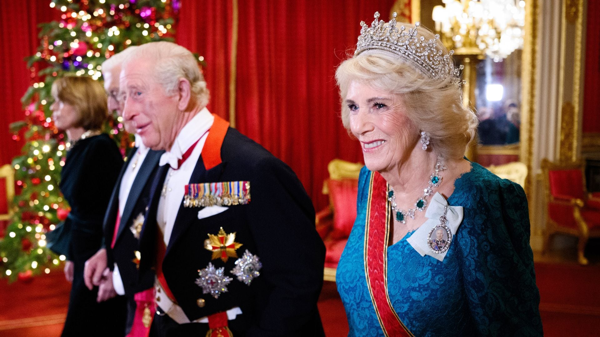 Carlos III y la reina Camilla en el banquete de Estado en el Castillo de Windsor, el 3 de diciembre de 2025, por la visita oficial del presidente alemán