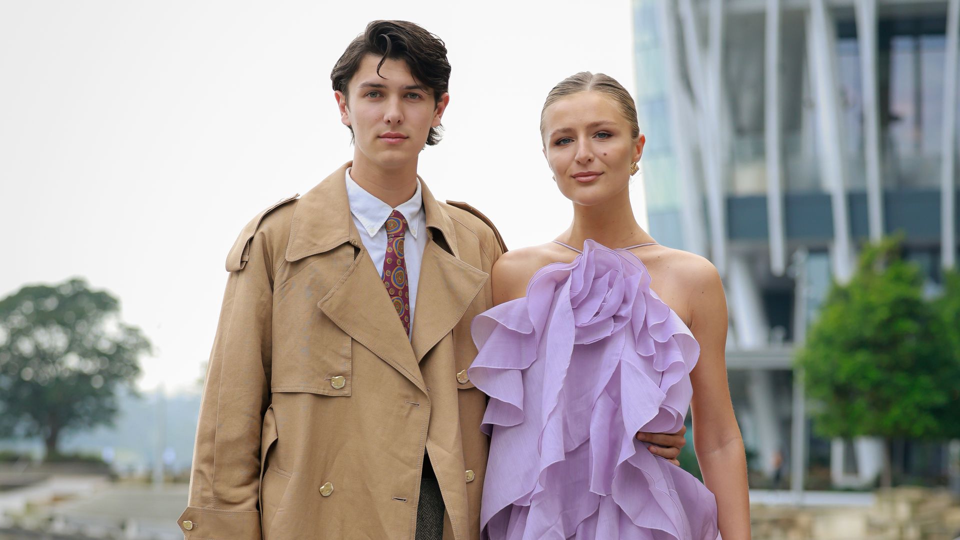 Nicolás de Dinamarca y Benedikte Thoustrup en  la Semana de la Moda Australiana 2025
