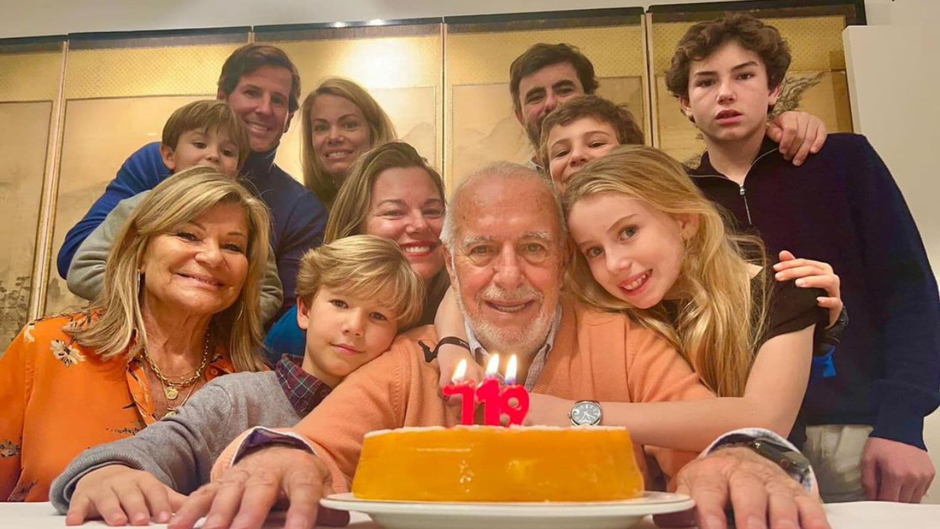 Quién es quién en la familia de Cari Lapique y Carlos Goyanes, que acaba de cumplir 79 cumpleaños