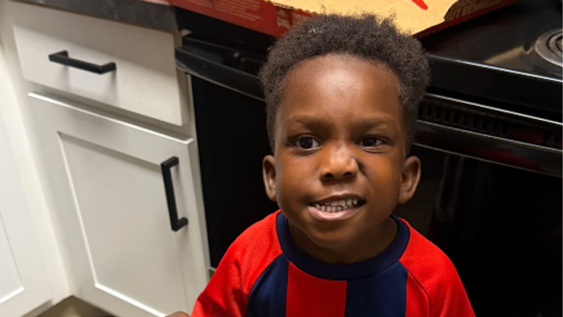 Nevada Ney, niño de 3 años que fue retirado de un campo de juego por jugar demasiado bien