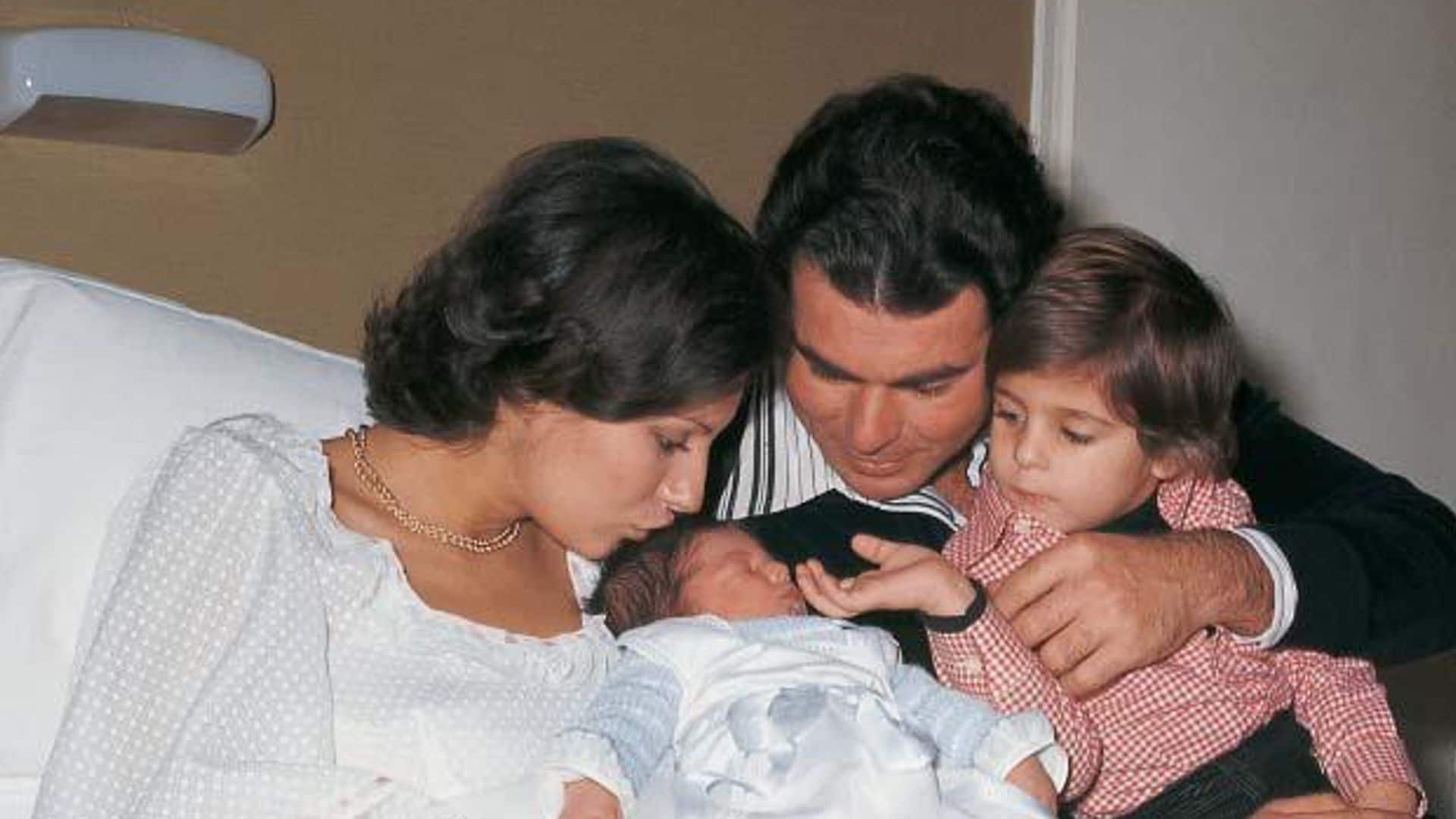 HOLA+ Carmen y Paquirri