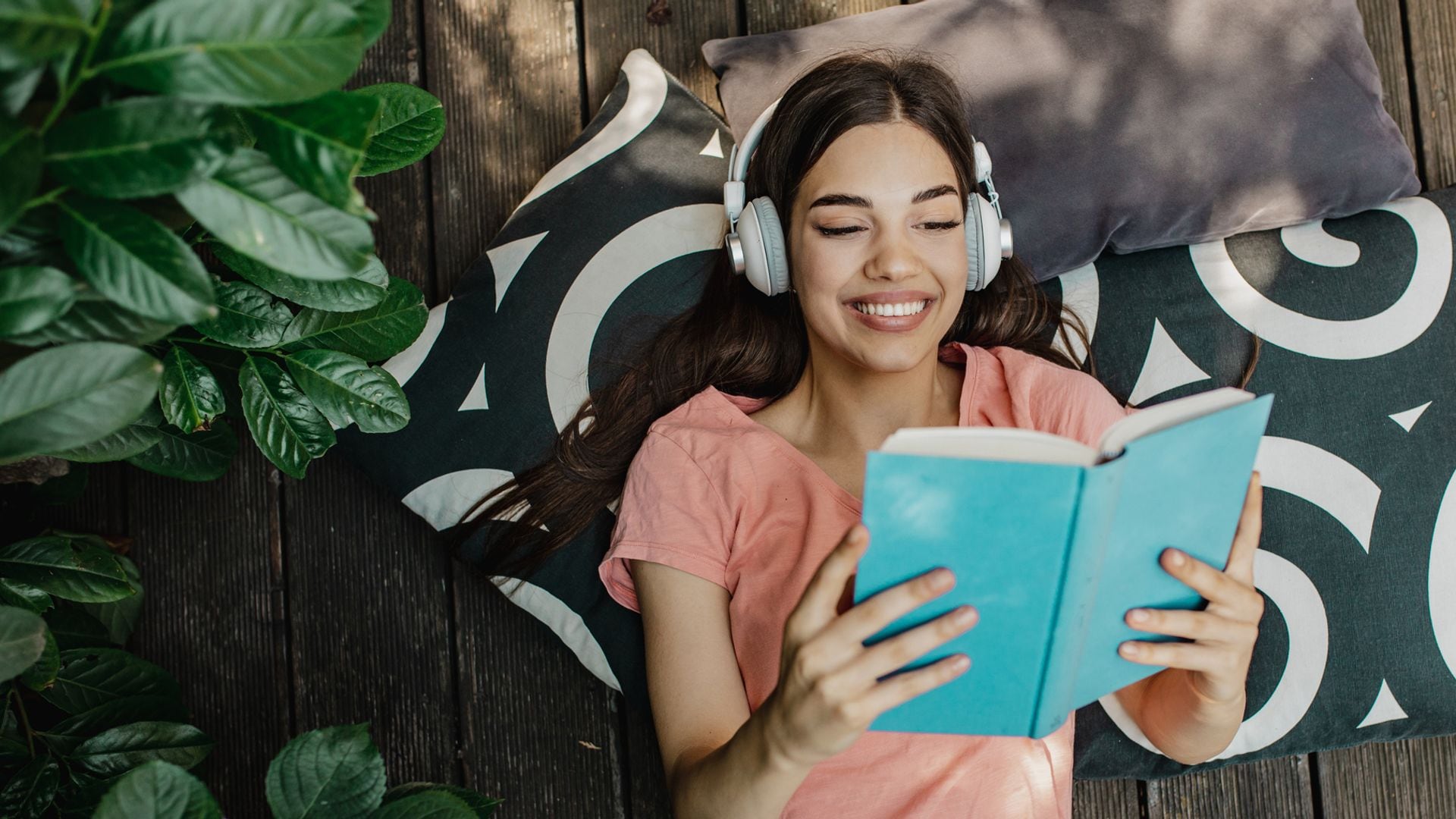 Los 30 libros recomendados de 2025 que tienes que leer (sí o sí) este año