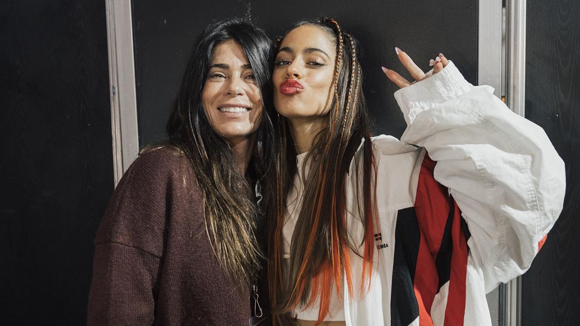 Tini Stoessel junto a su madre, Mariana Muzlera.