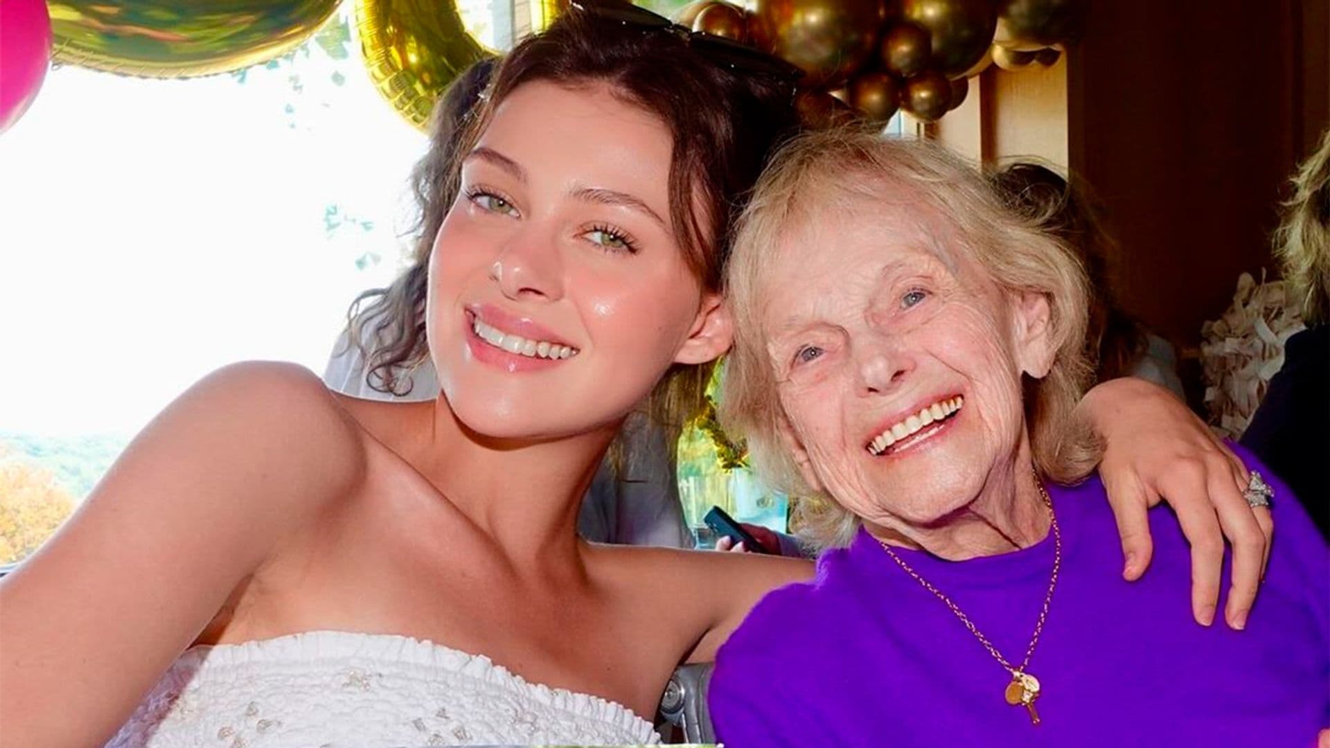 Nicola Peltz llora la muerte de su abuela, que fue dama de honor en su boda, y los Beckham se unen a su dolor
