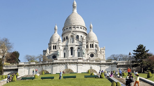 Montmartre paris shopping