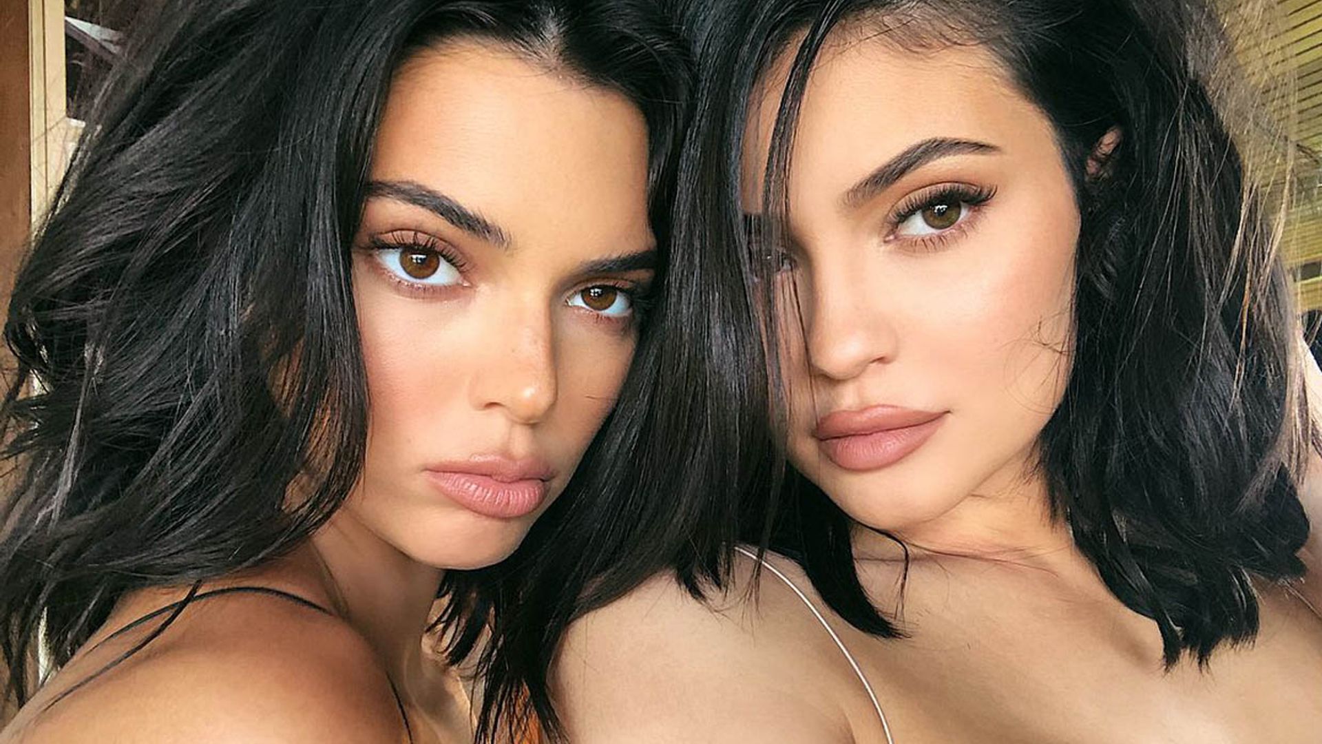 Kendall y Kylie Jenner eligen un básico de moda para cada día de la semana