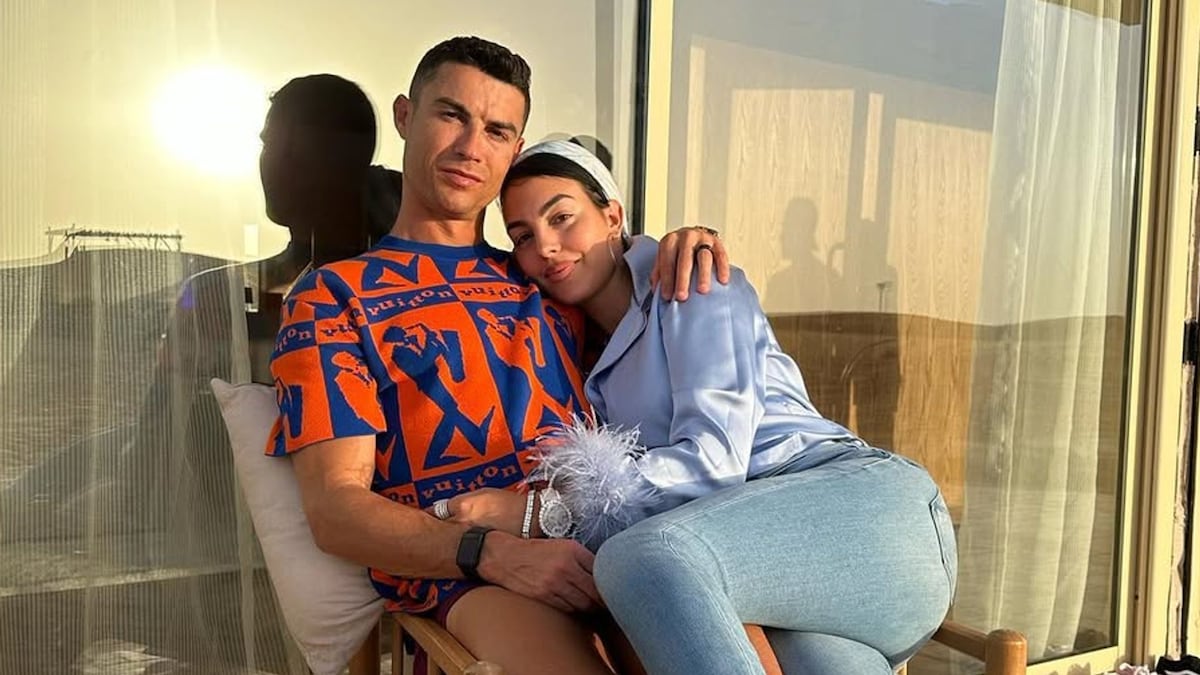 Cristiano Ronaldo y Georgina venden la mansión de sus sueños en Portugal por 35 millones: grifería de oro macizo, mural de Louis Vuitton y parking para 20 coches