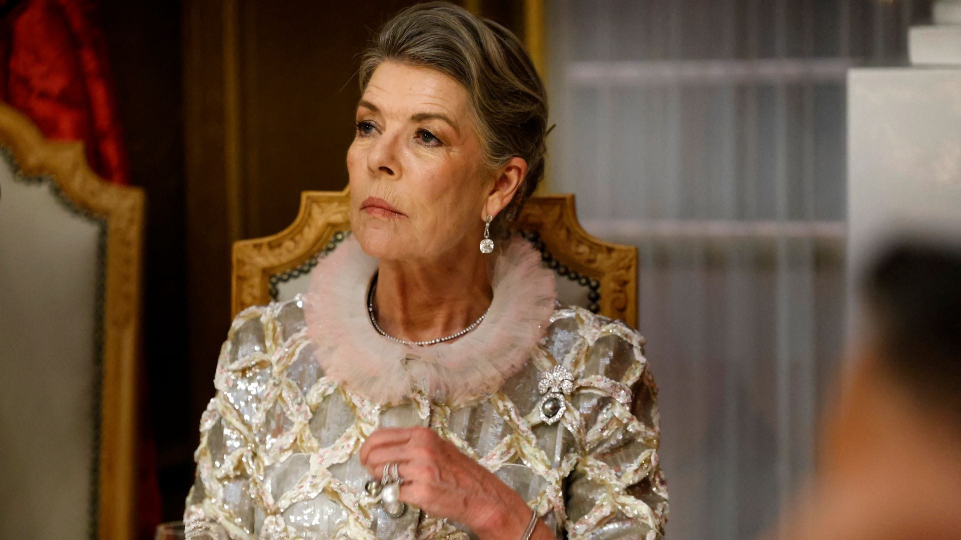 Carolina de Mónaco deslumbra con un espectacular diseño de Alta Costura de Chanel