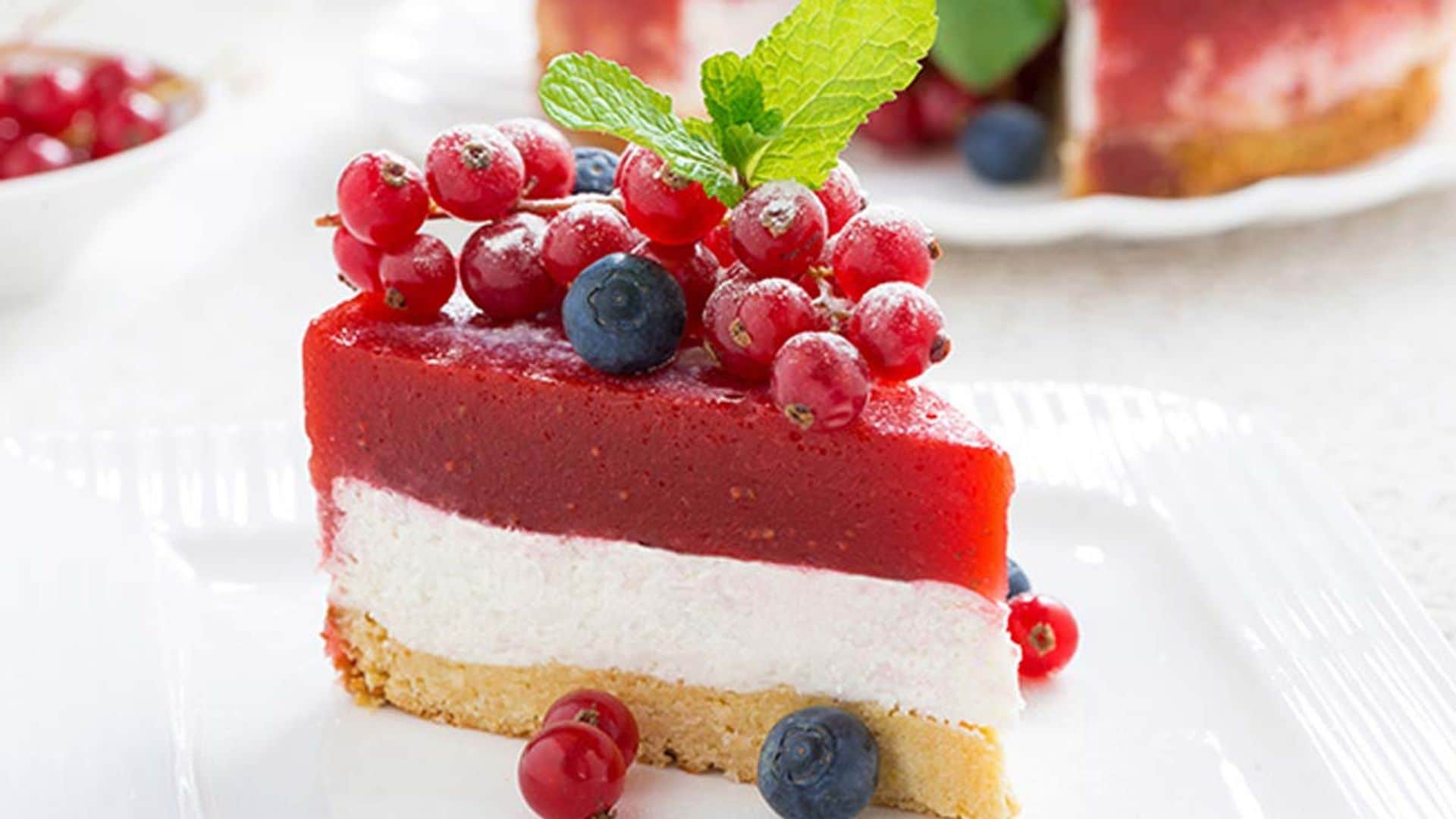 Tarta de queso con gelatina de fresa