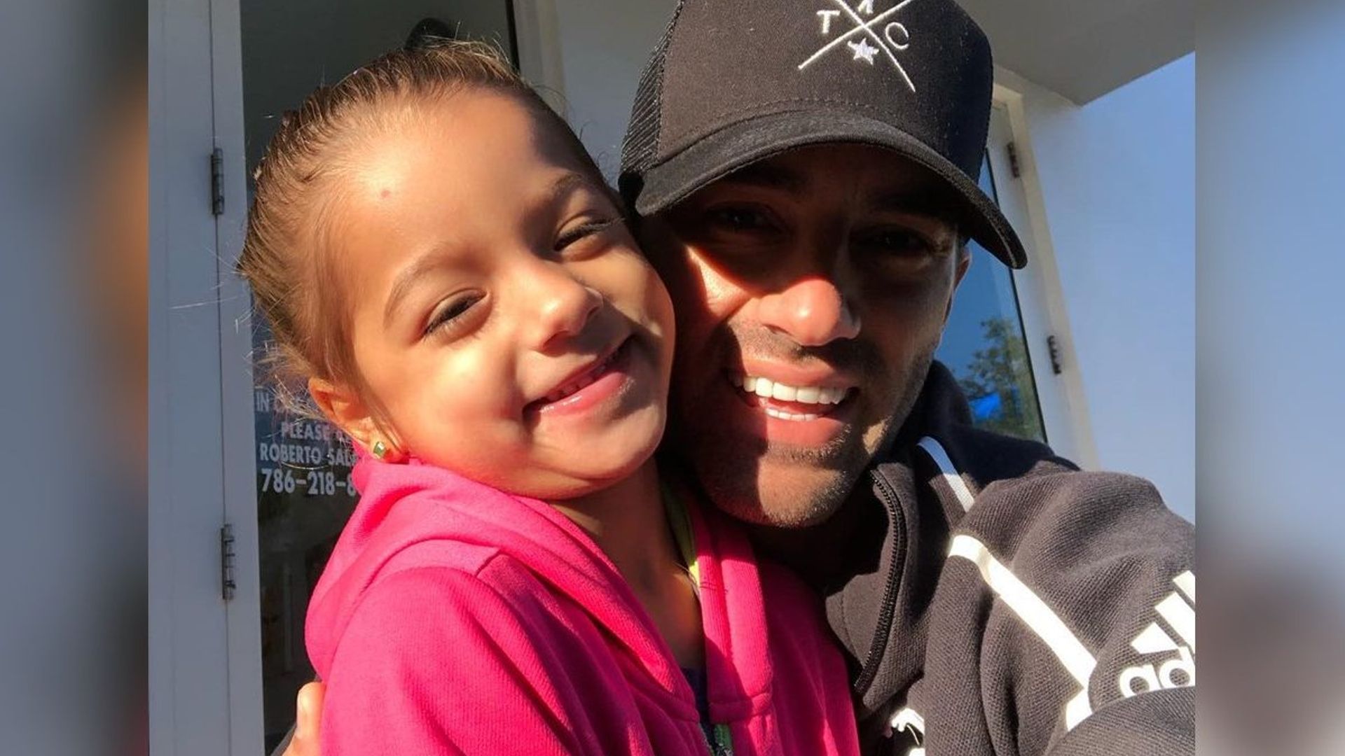 'Me hace sentir el mejor papá', Toni Costa felicita a su hija Alaïa por su cumpleaños