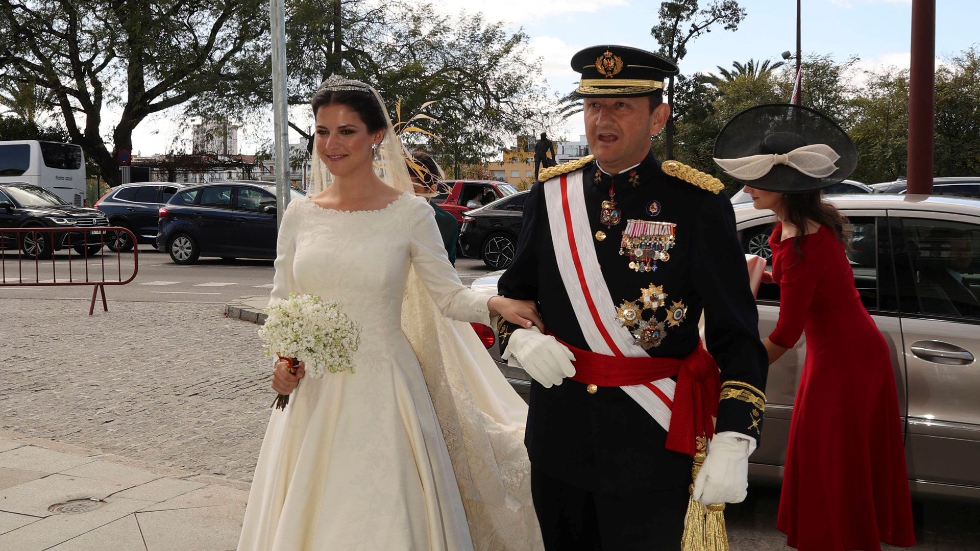 Todos los detalles del 'sí quiero' de Mercedes Olazábal y Solís y Francisco Javier García de Alvear en la Real Maestranza