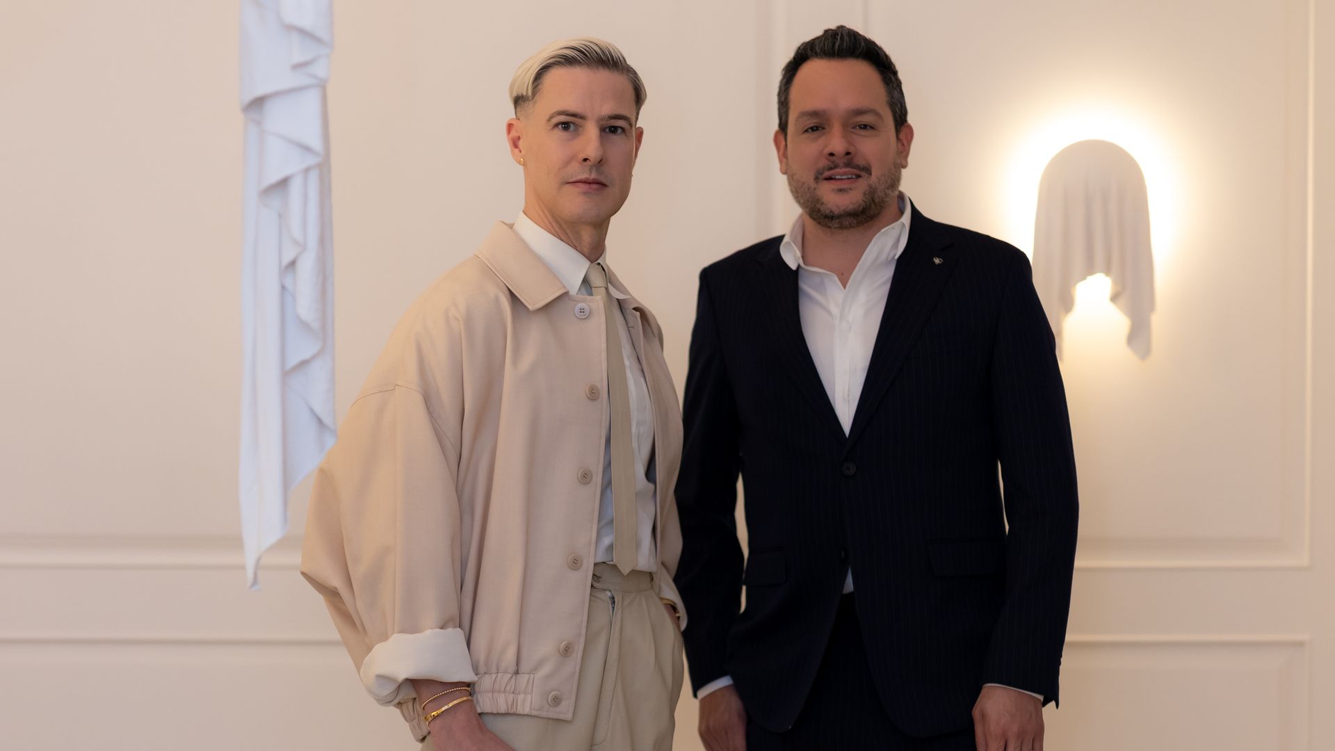 El reconocido diseñador británico Lee Broom visita México y transforma el showroom de Diez Company