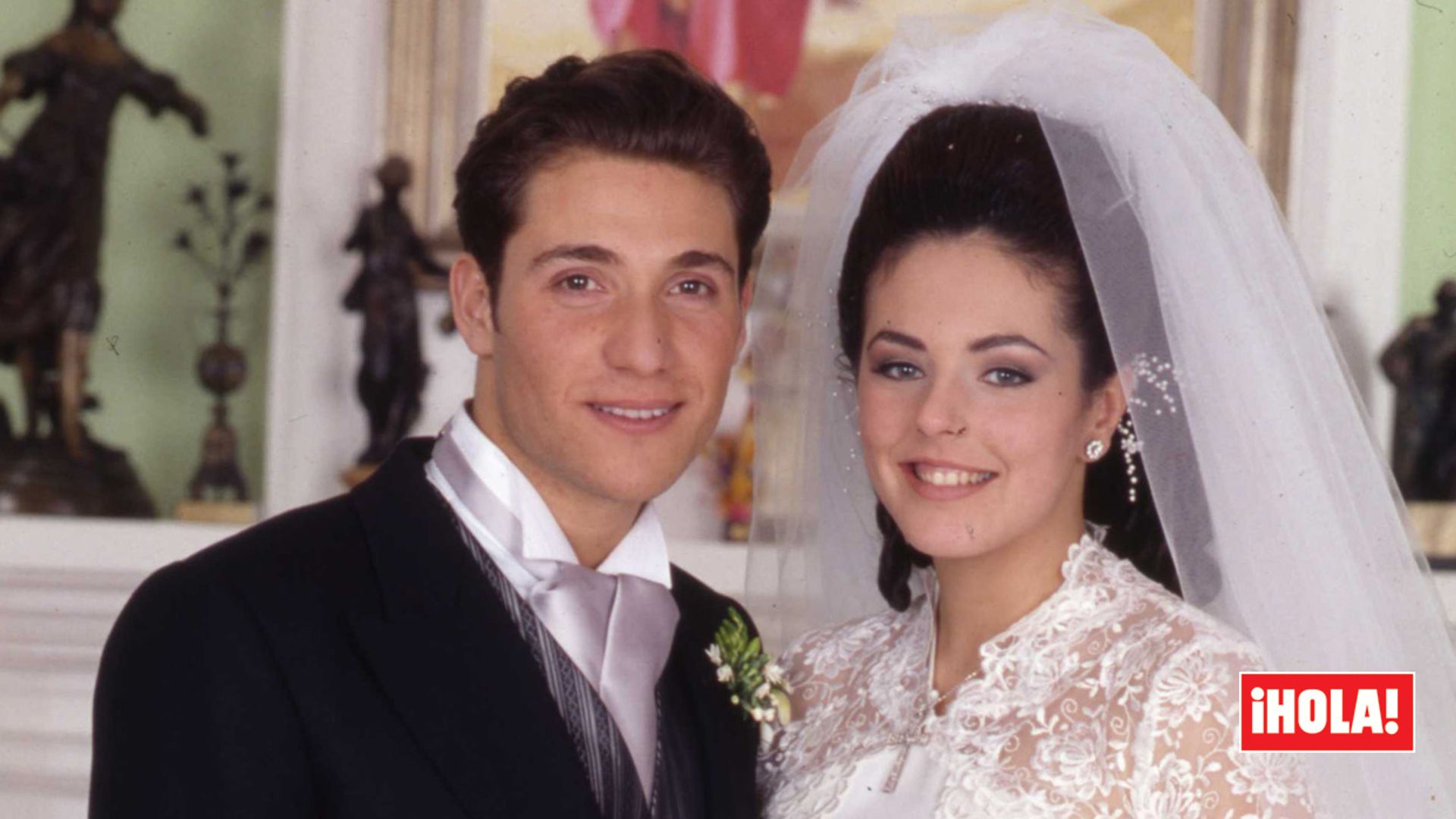 La emoción de los novios, la felicidad de Rocío Jurado, la fiesta... se cumplen 25 años de la boda de Rocío Carrasco y Antonio David