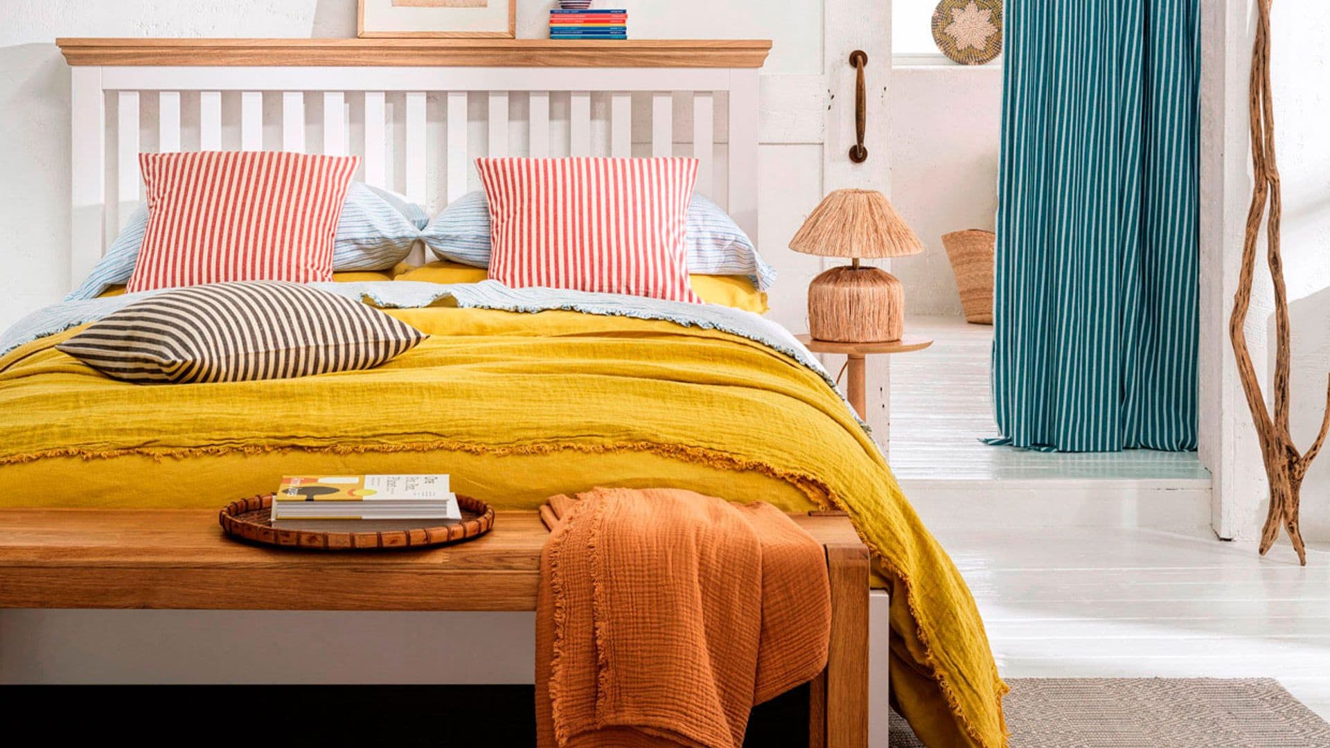 Pon tu dormitorio en modo verano con la ropa de cama que se lleva esta temporada