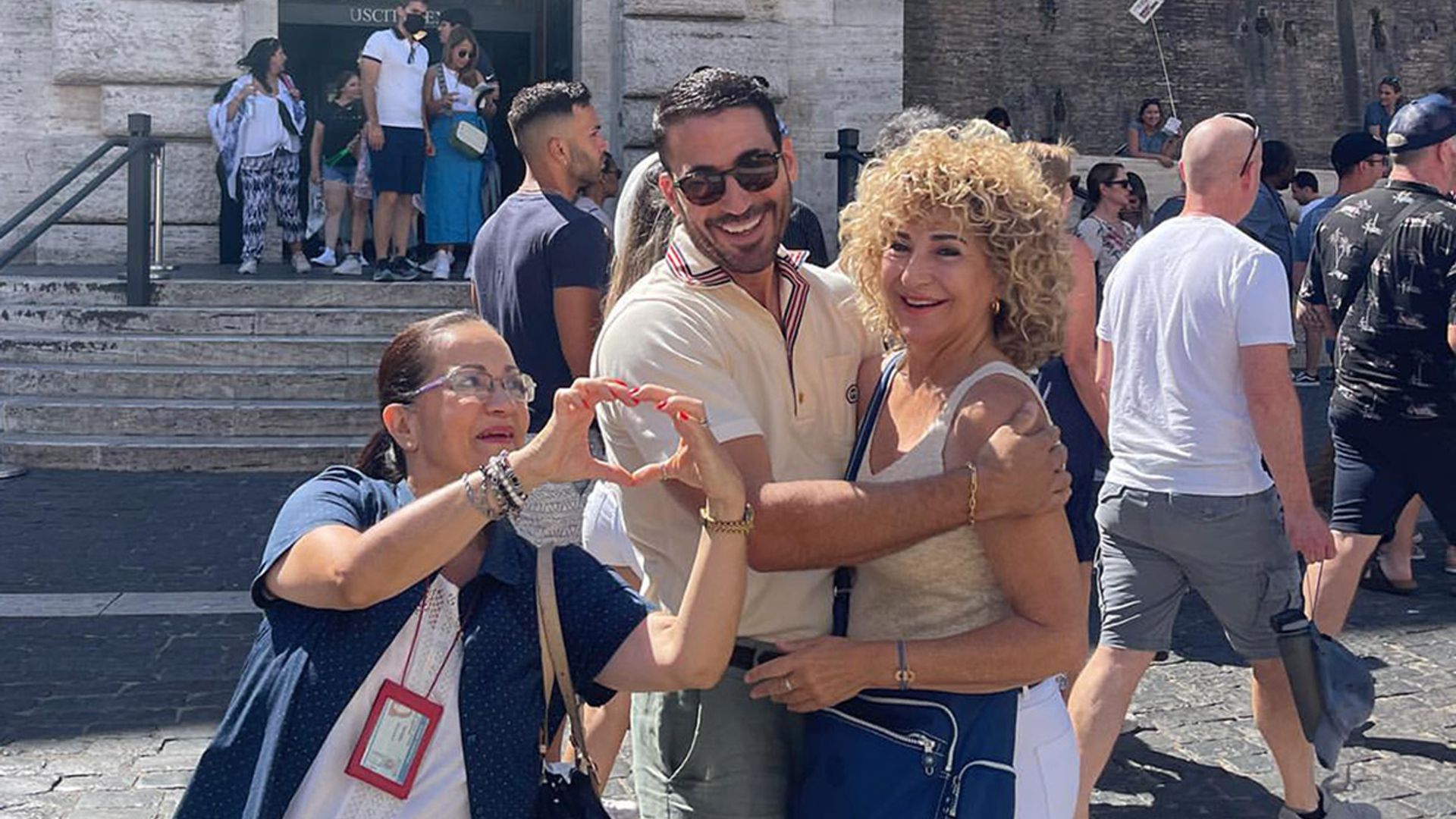 ¡De la Fontana de Trevi a la Capilla Sixtina! El divertido viaje a Roma de Miguel Ángel Silvestre y su madre