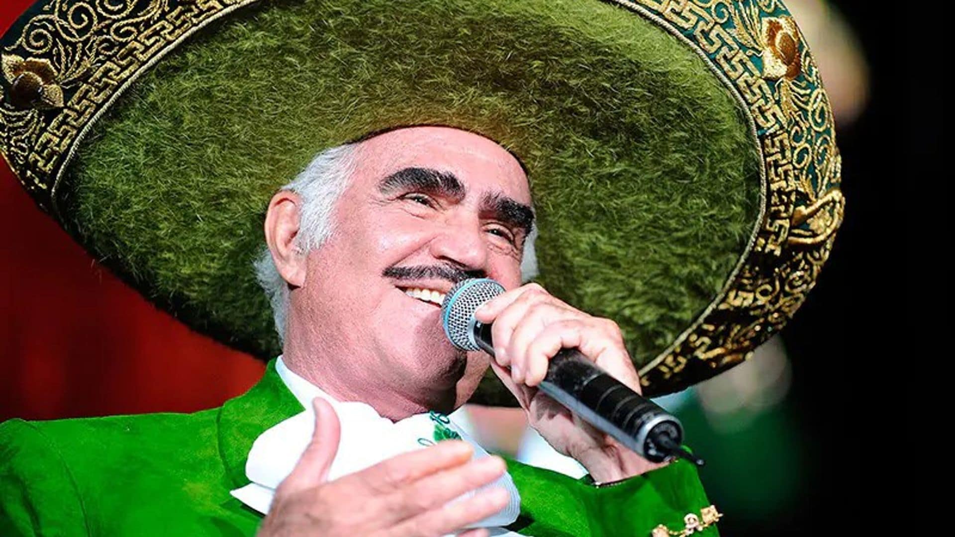 Juez federal prohíbe a Televisa el estreno de la serie de don Vicente Fernández