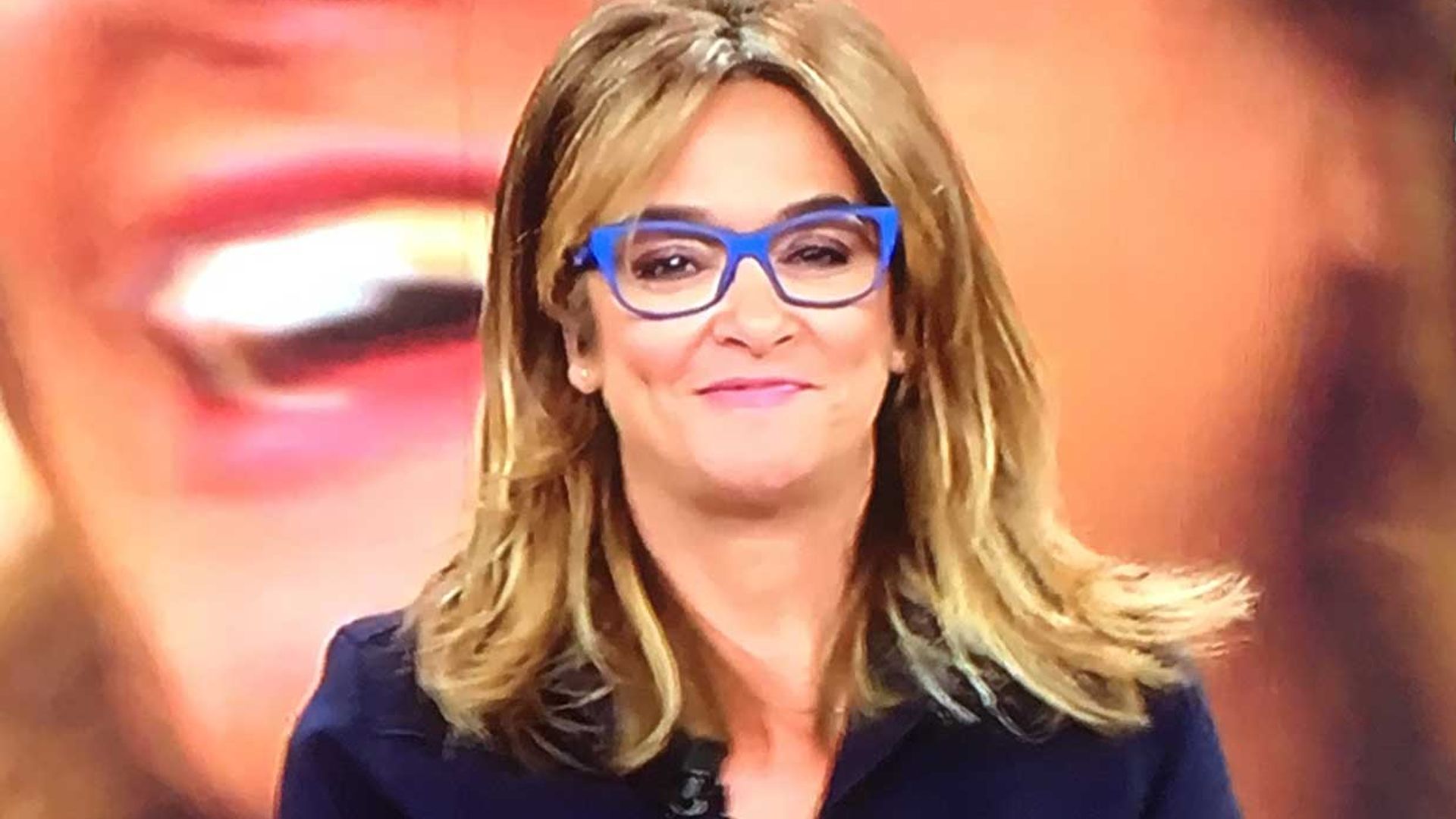 Toñi Moreno se despide emocionada de sus compañeros antes de iniciar una nueva etapa profesional