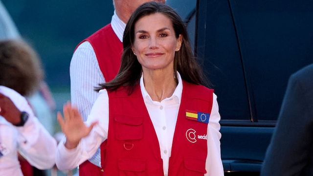 reina letizia camisa