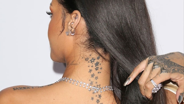 rihanna tatoo 