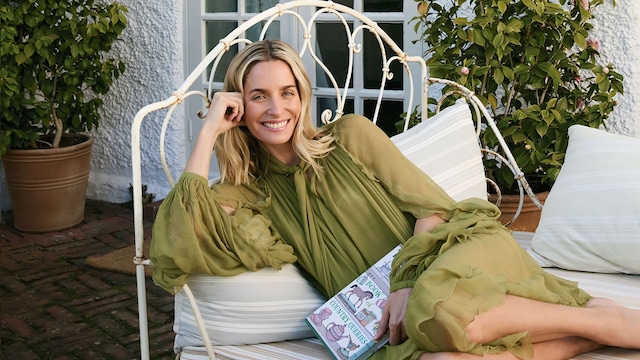La chef y creativa Juana Pepa, en el jardín de su casa de campo, cerca de Windsor