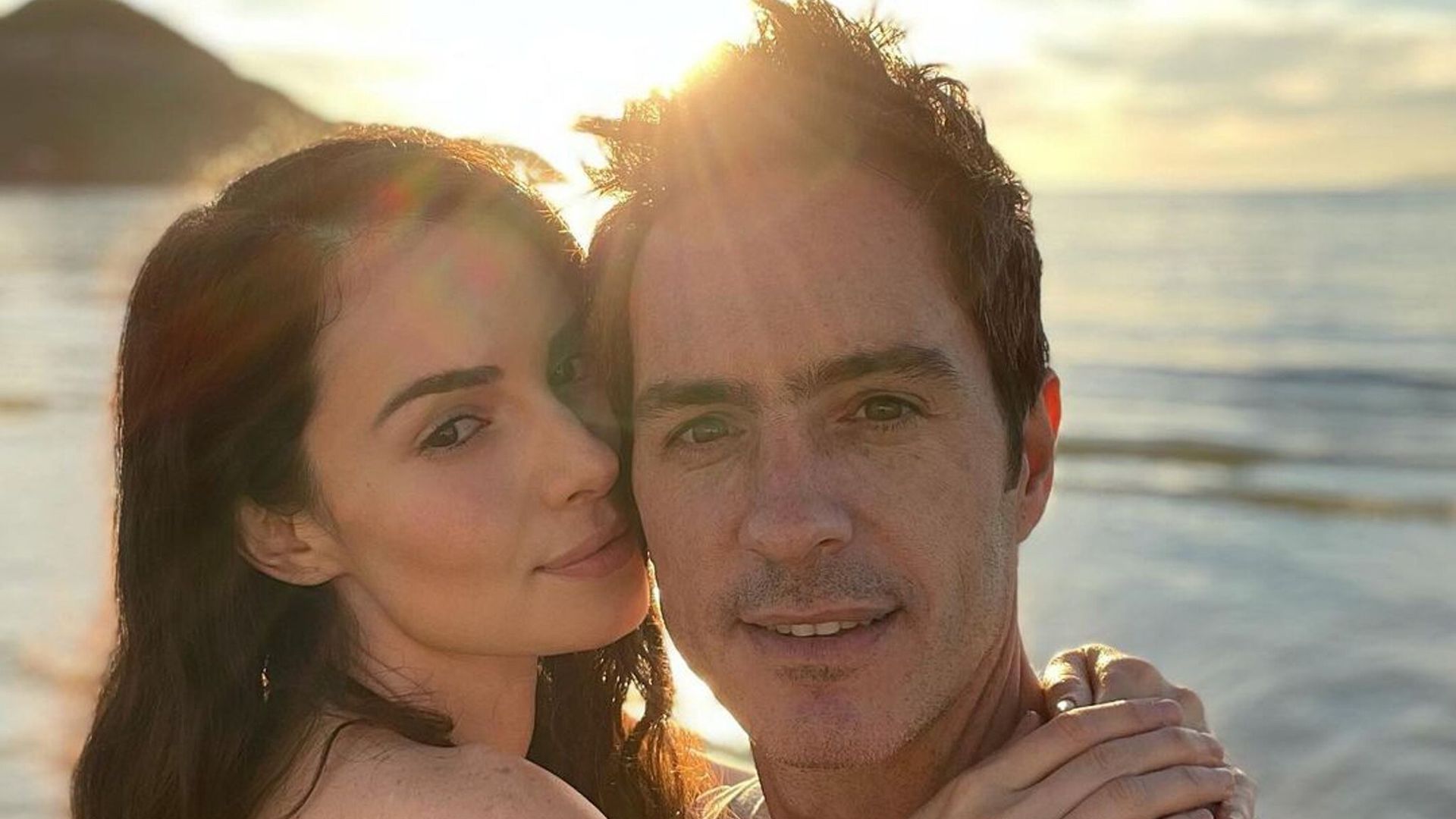 Mauricio Ochmann y la romántica sorpresa para su novia en su cumpleaños