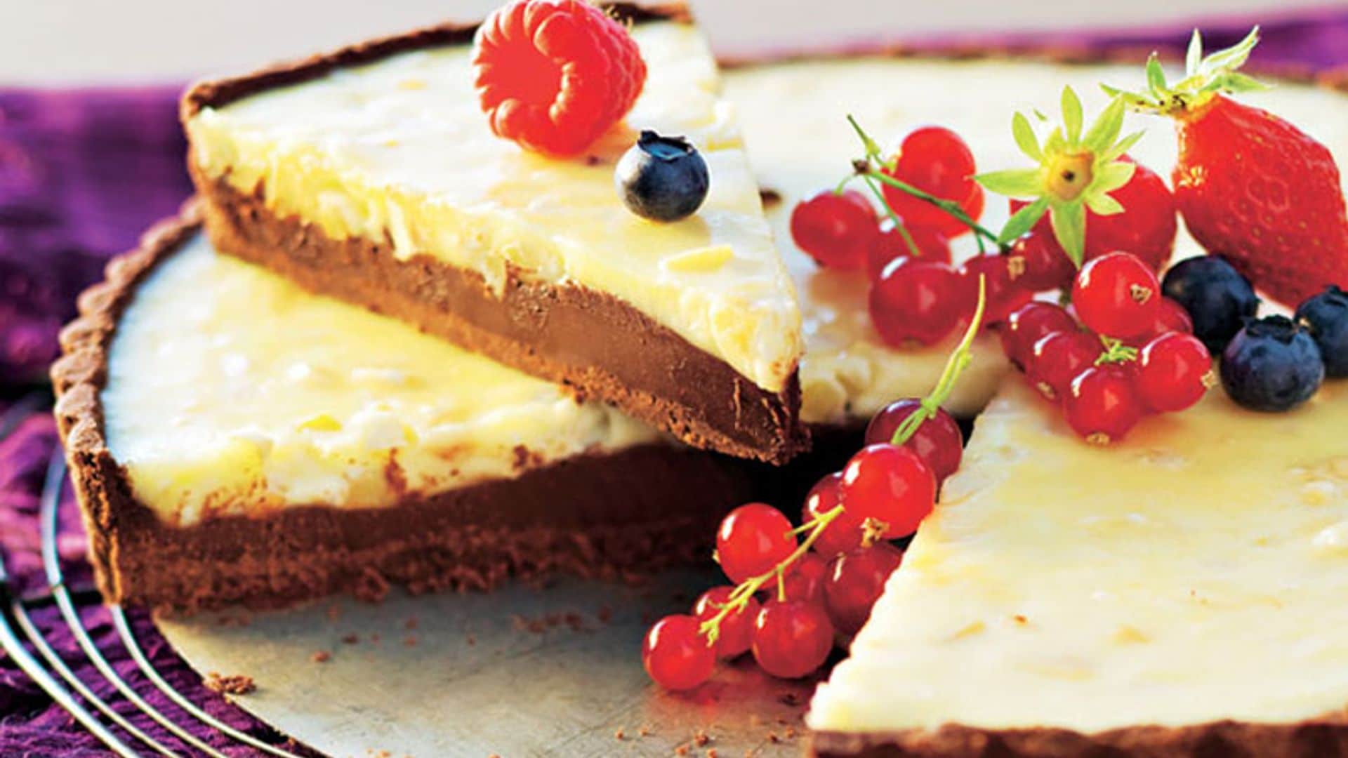 Tarta de chocolate blanco y negro