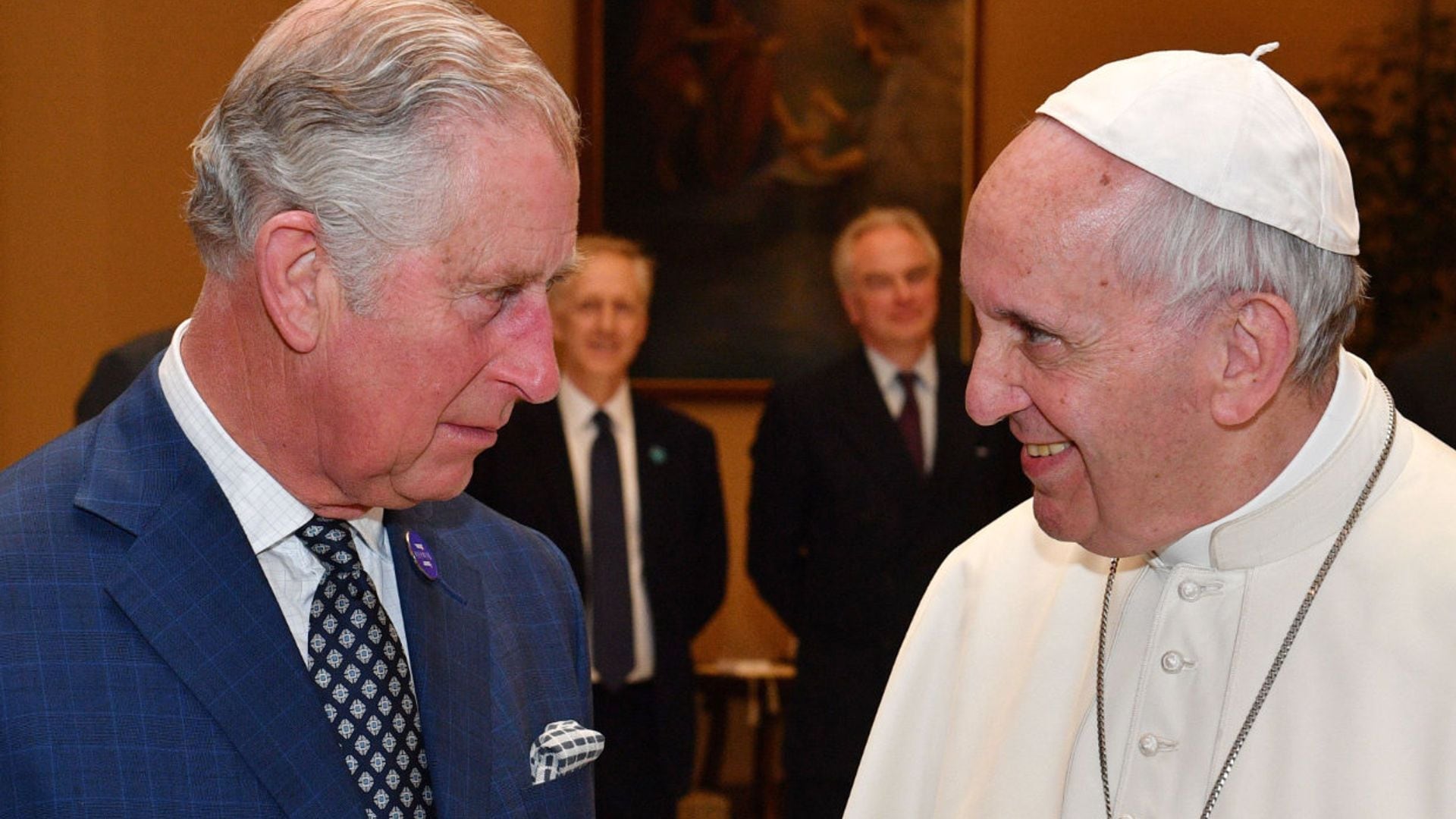 El valioso regalo que el papa Francisco ha hecho a Carlos III por su coronación