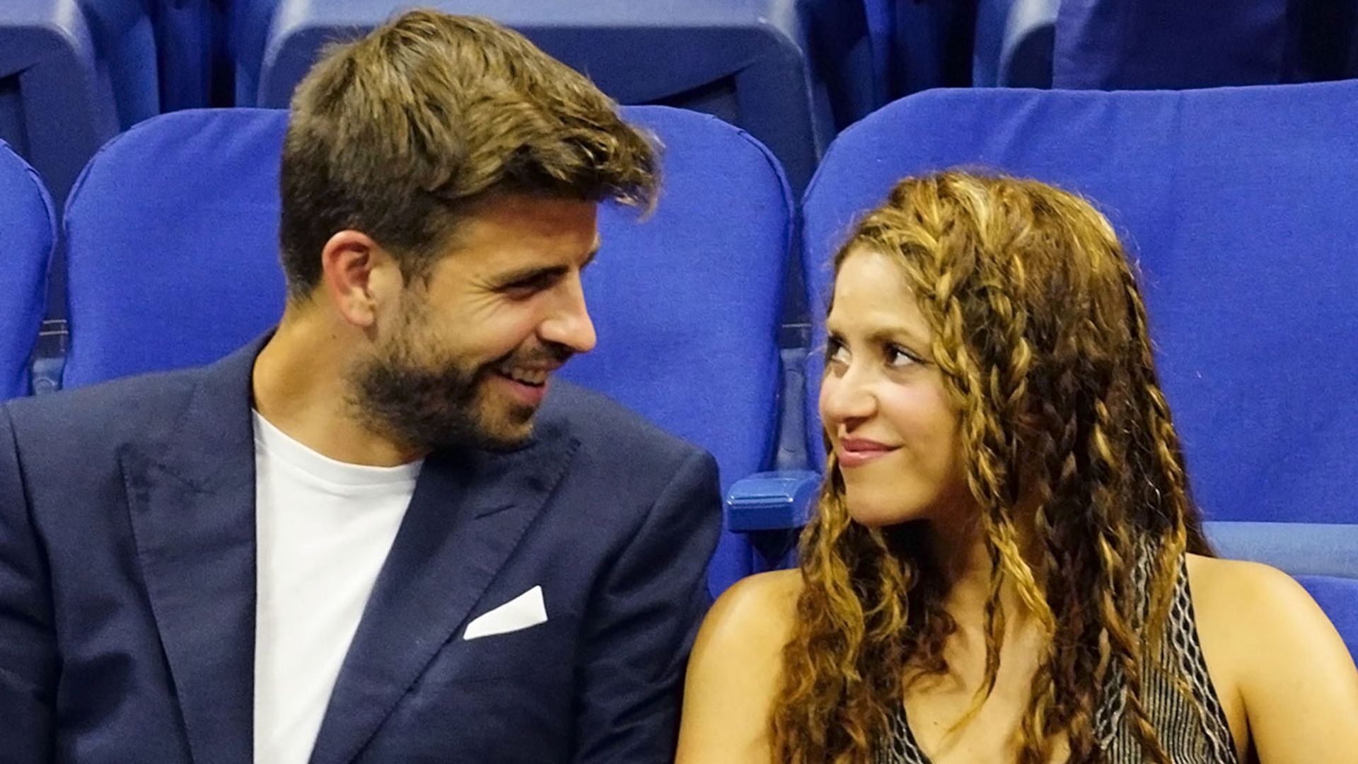 Las reacciones opuestas de Piqué y Anuel a la canción de sus ex, Shakira y Karol G