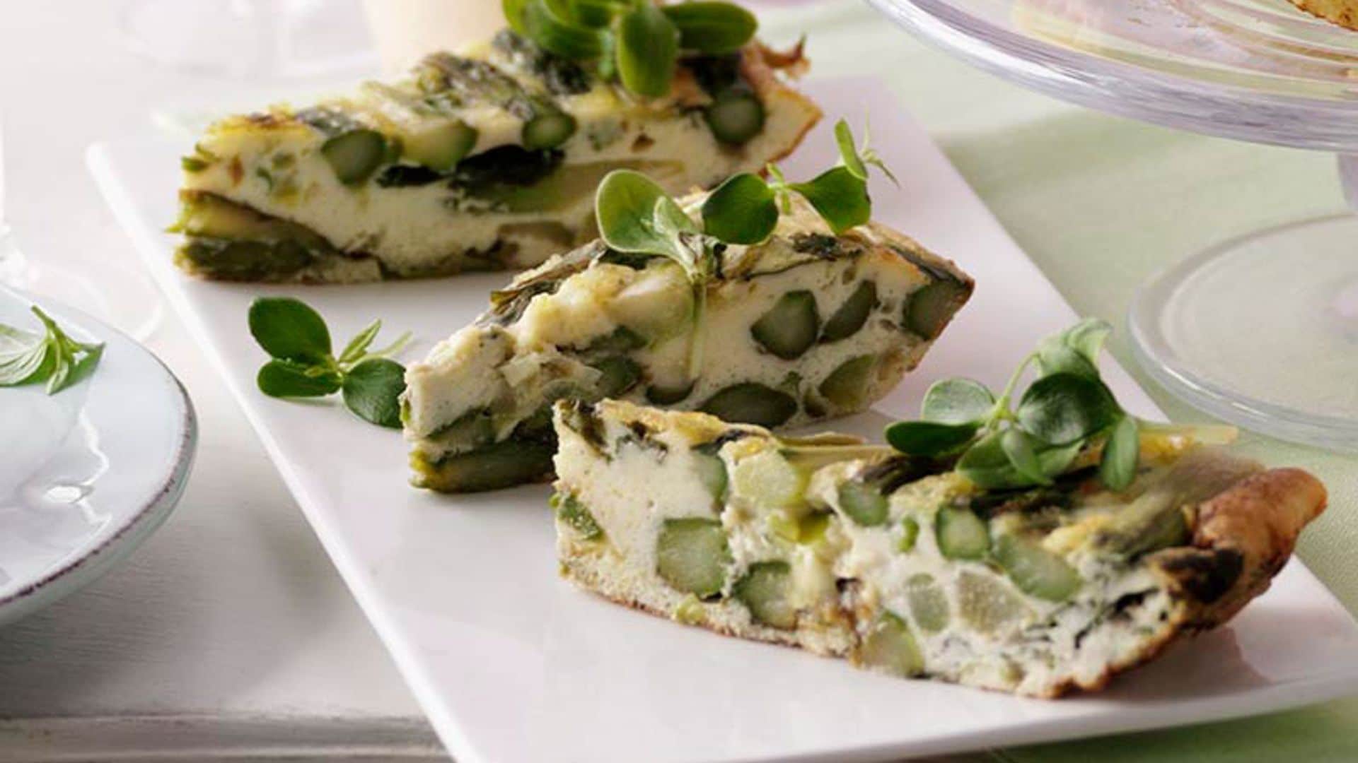 Tortilla de espárragos verdes con crema agria