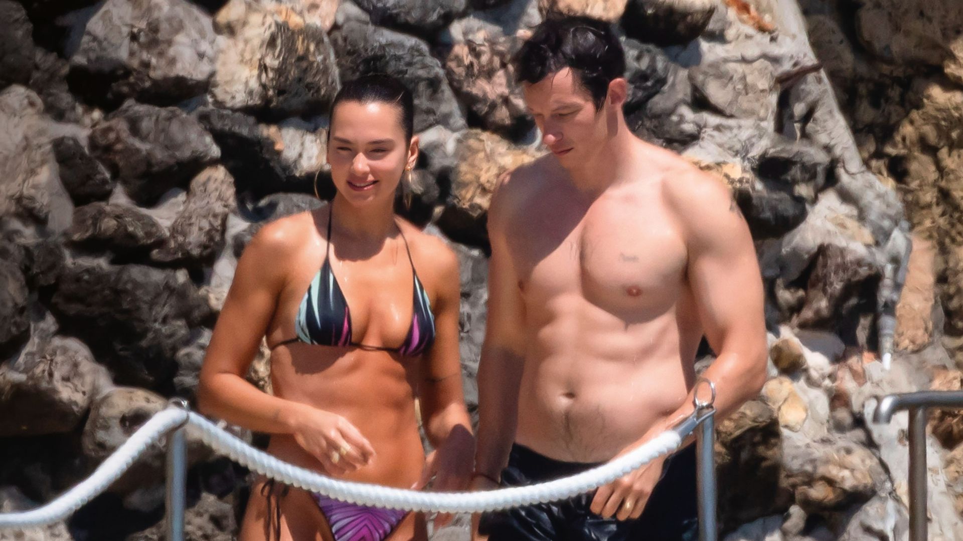 Dua Lipa y Callum Turner, los recién casados, en plena luna de miel