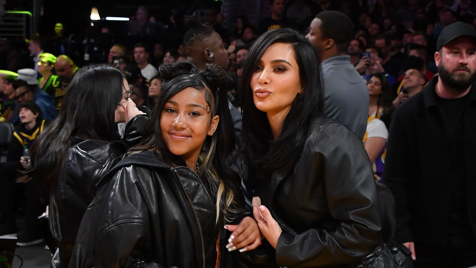 Kim Kardashian presume el nuevo logro de North West en la música