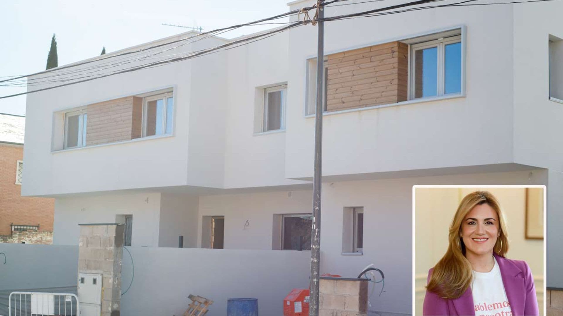 Luminosa, de líneas sencillas... Así es la nueva casa de Carlota Corredera