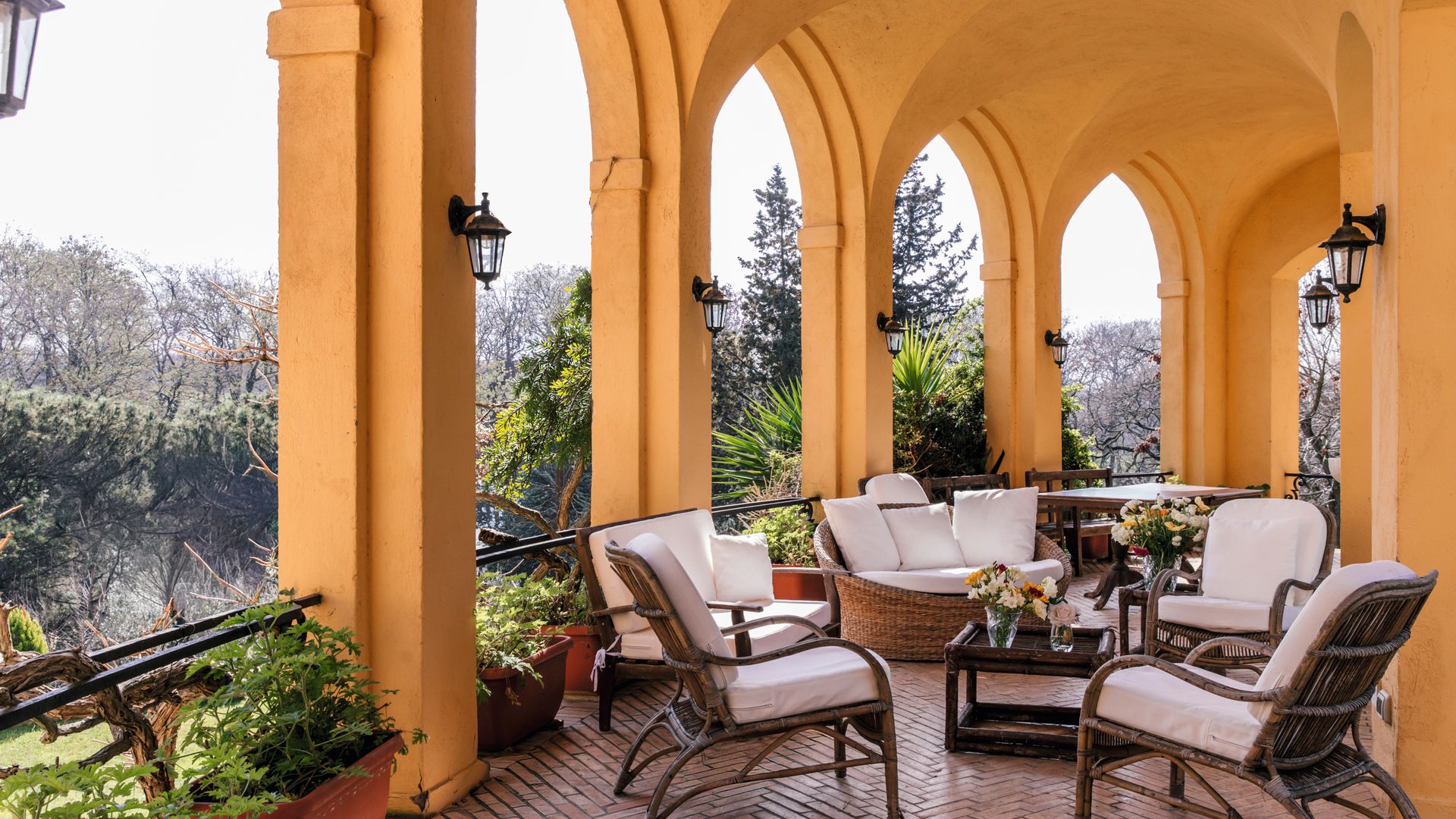 El pórtico de verano de la casa