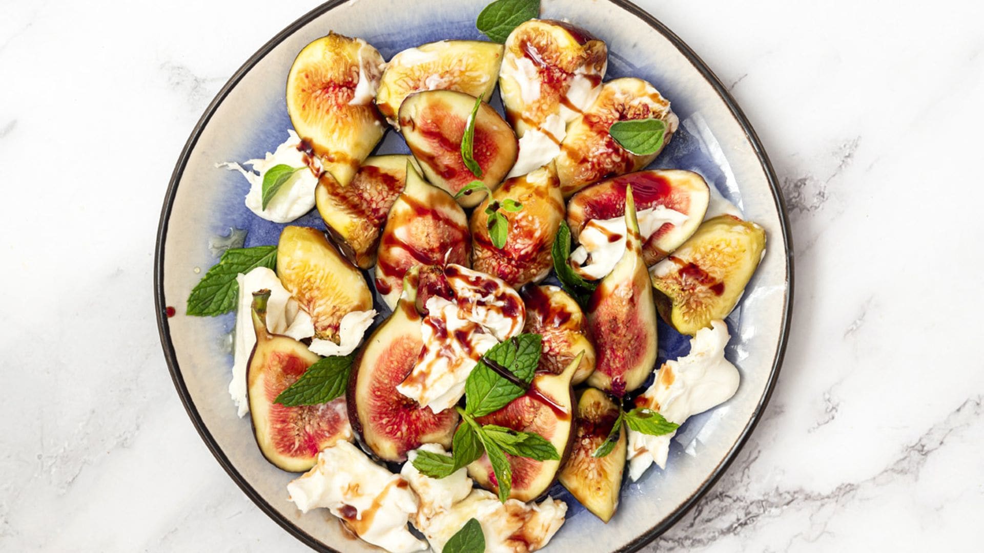 Postre de higos con burrata