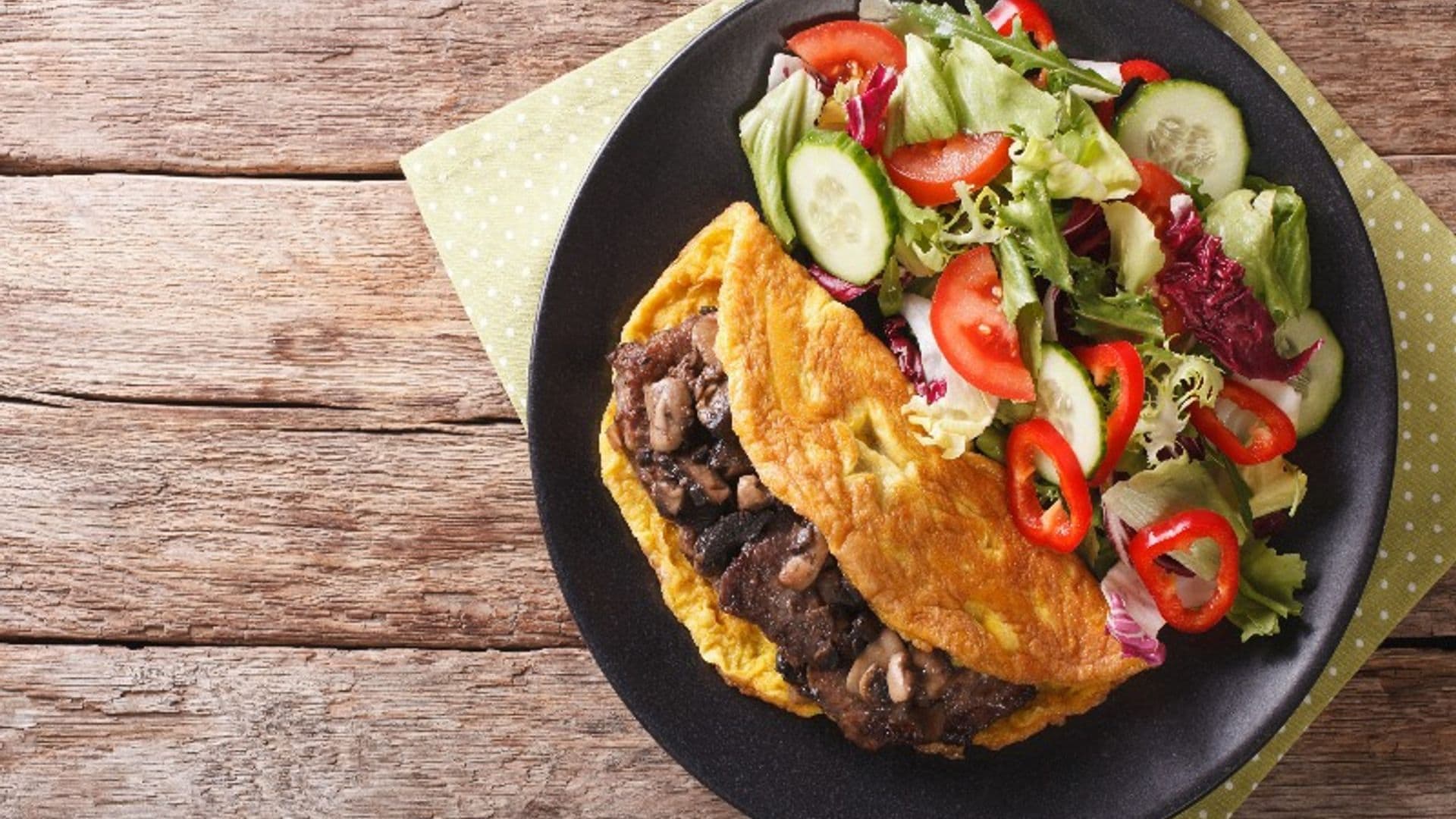 Tortilla vegetal con medallones de ibérico