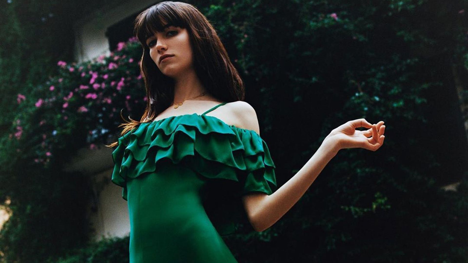 Adiós 'slip dress', este será el verano del vestido con volantes