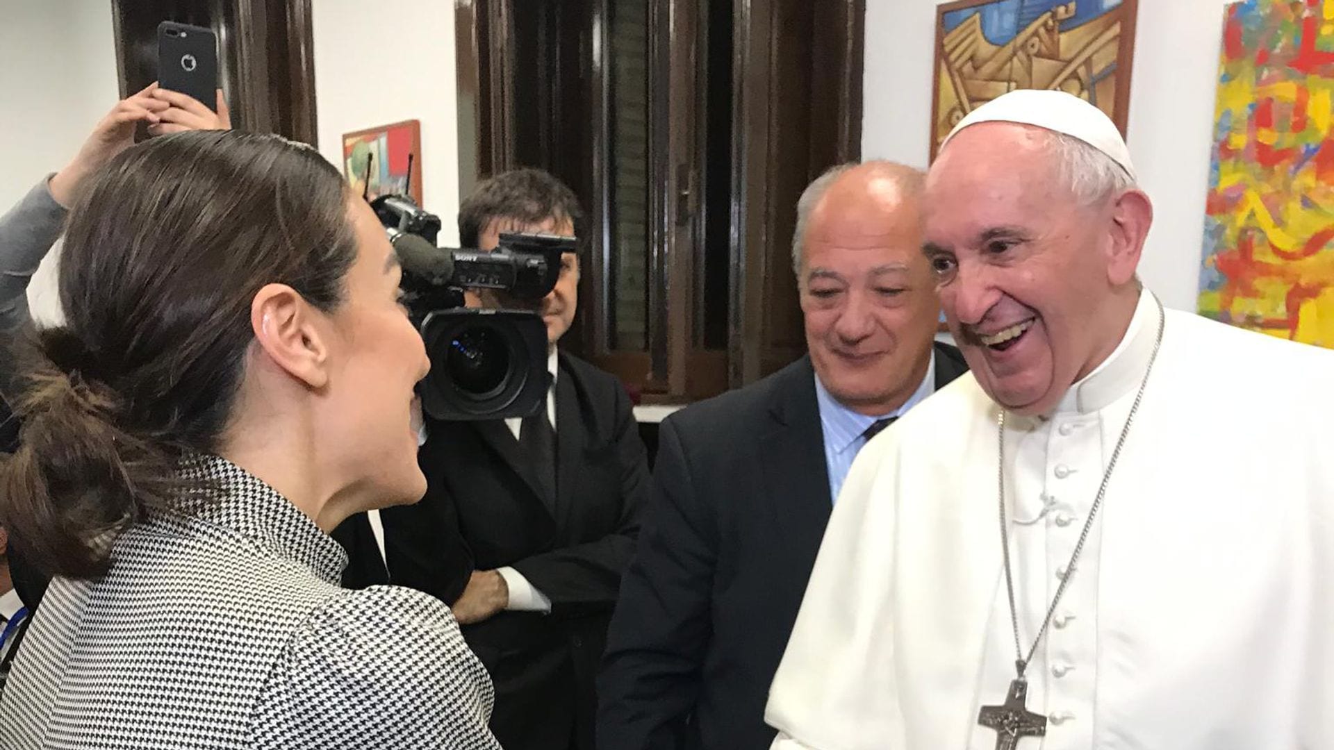 ​​Tamara Falcó revive con ¡HOLA! su encuentro con el santo padre: 'Esa frase se me quedó gra​bad​a'