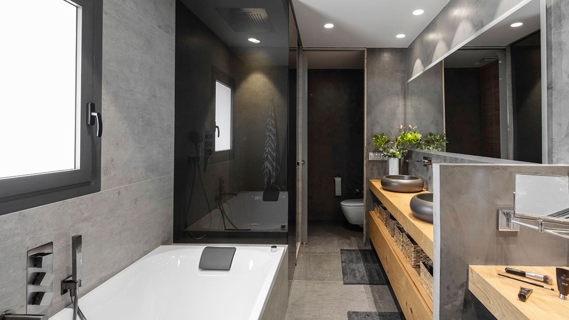 Distribuciones que hacen que tu cuarto de baño parezca más grande
