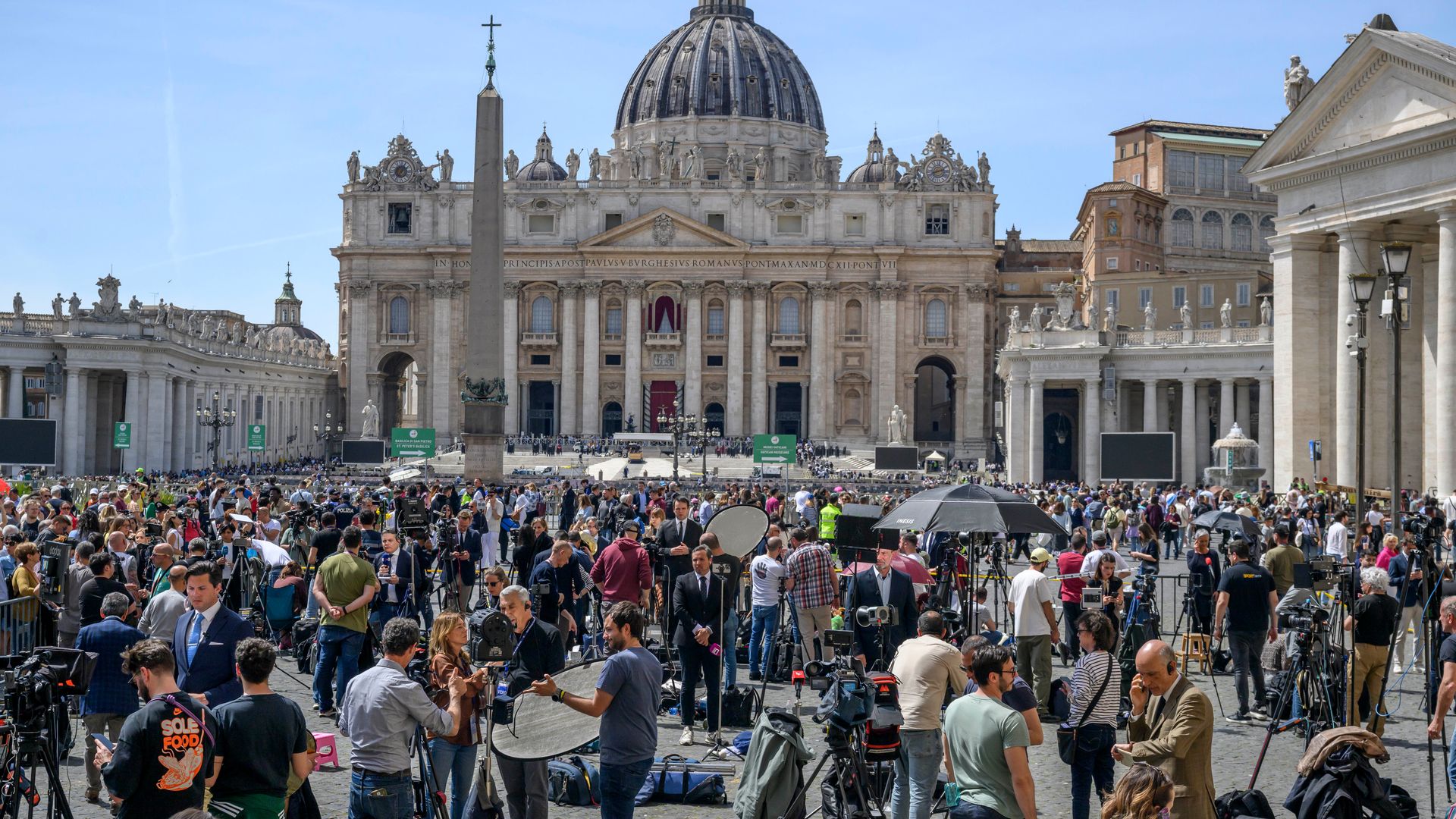 Qué pasa después de la muerte de un papa: el Vaticano ya se ha puesto en marcha