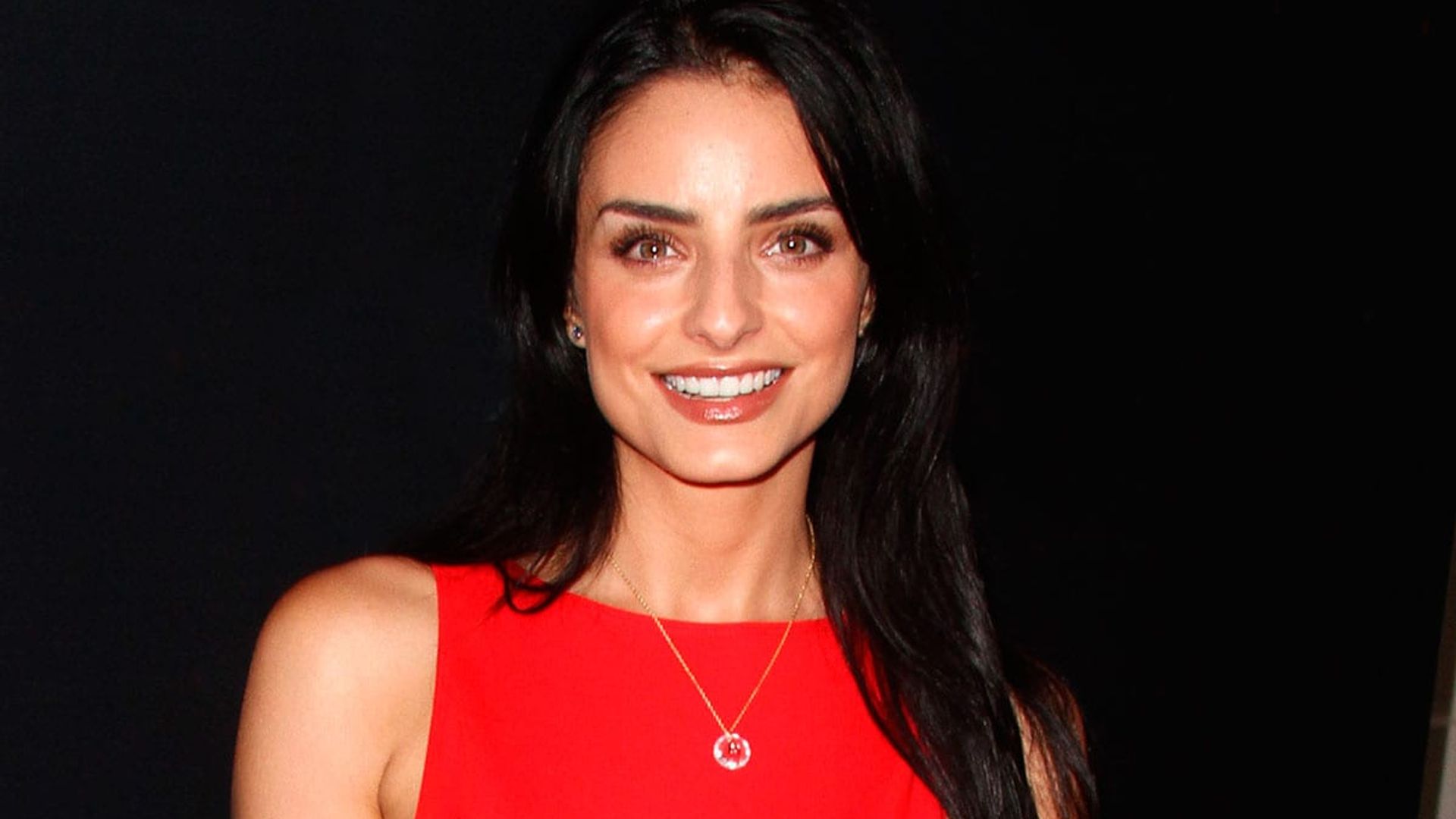 Aislinn Derbez y su consejo en el amor: ‘No quedarnos en una relación que ya no fluye’