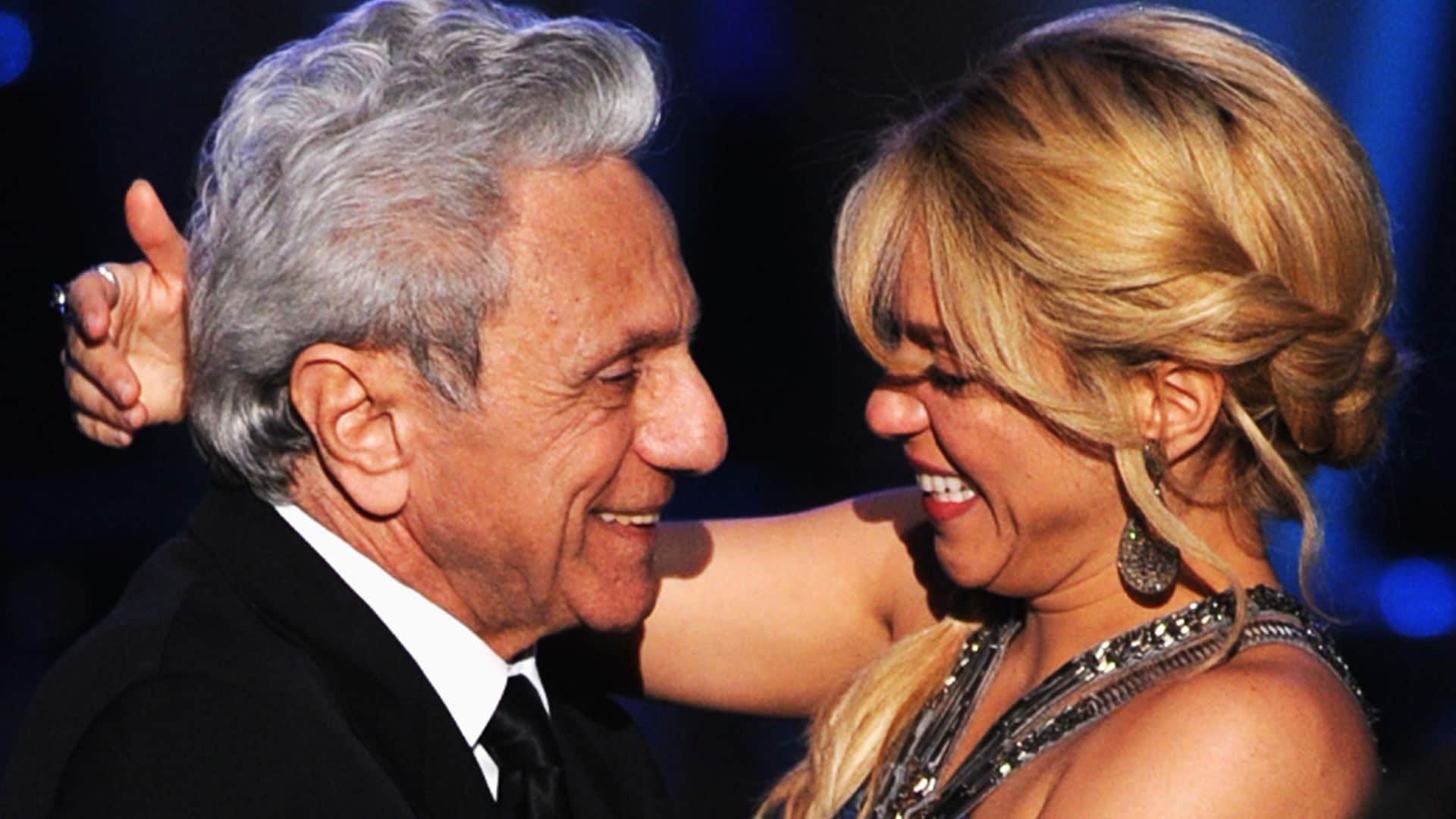 Shakira celebra que la complicada operación de su padre ha sido todo un éxito