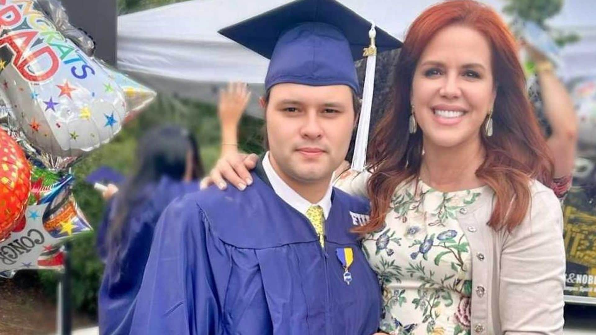 Adrián, el hijo adoptivo de María Celeste Arrarás, la llena de orgullo al graduarse de la universidad