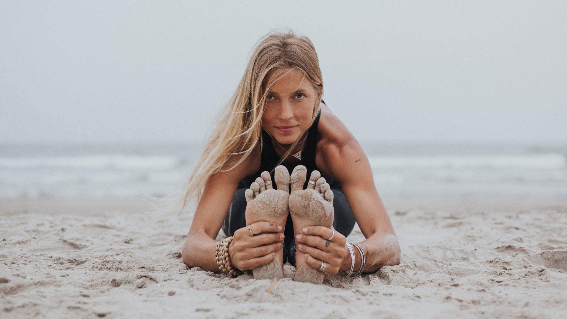 Lucía Liencres, experta en yoga prenatal: “El yoga nos enseña muchas técnicas que nos permiten eliminar el estrés, la ansiedad y el miedo a parir”